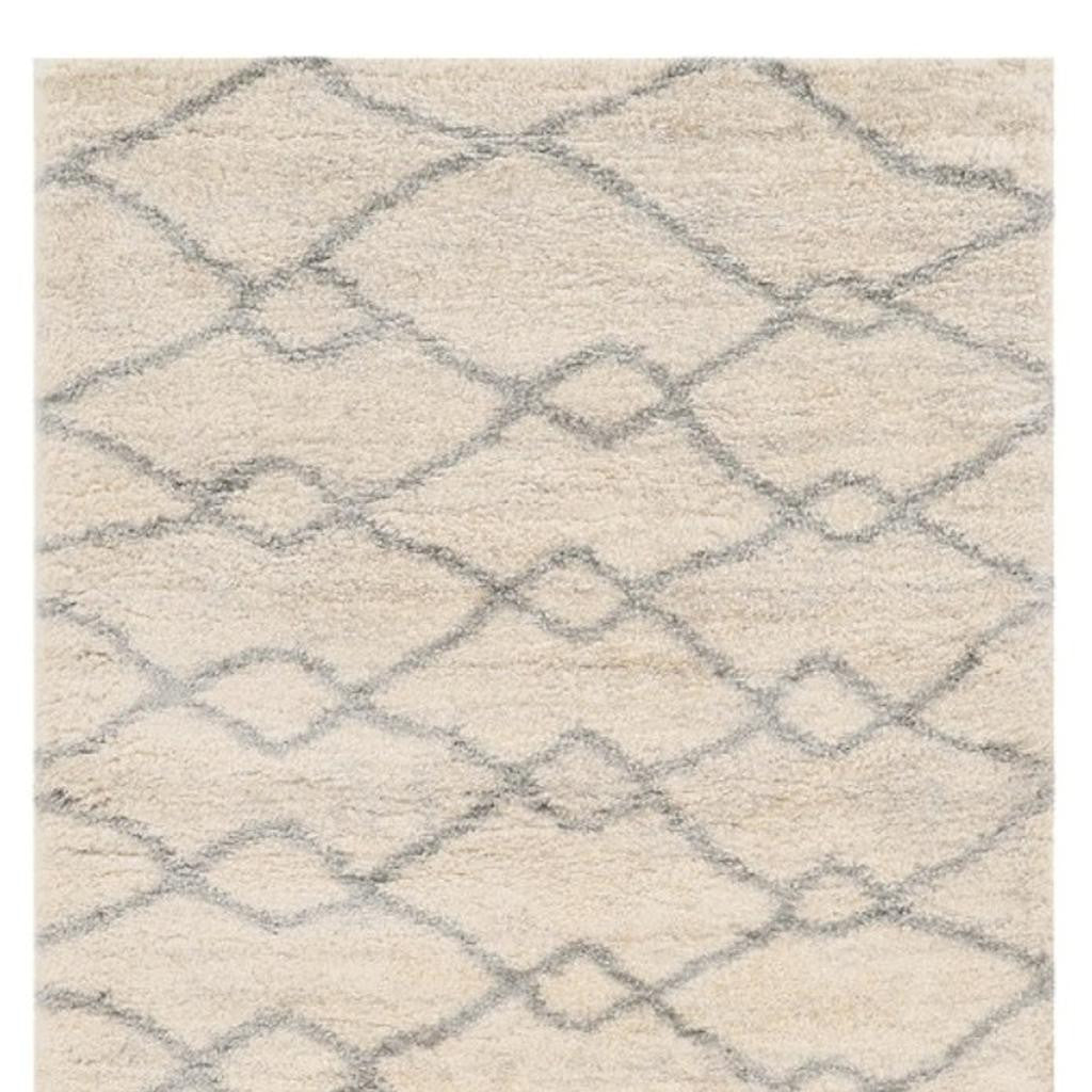 5' X 8' Ivory And Gray Chain Area Rug-Area Rugs-DECOROLALA