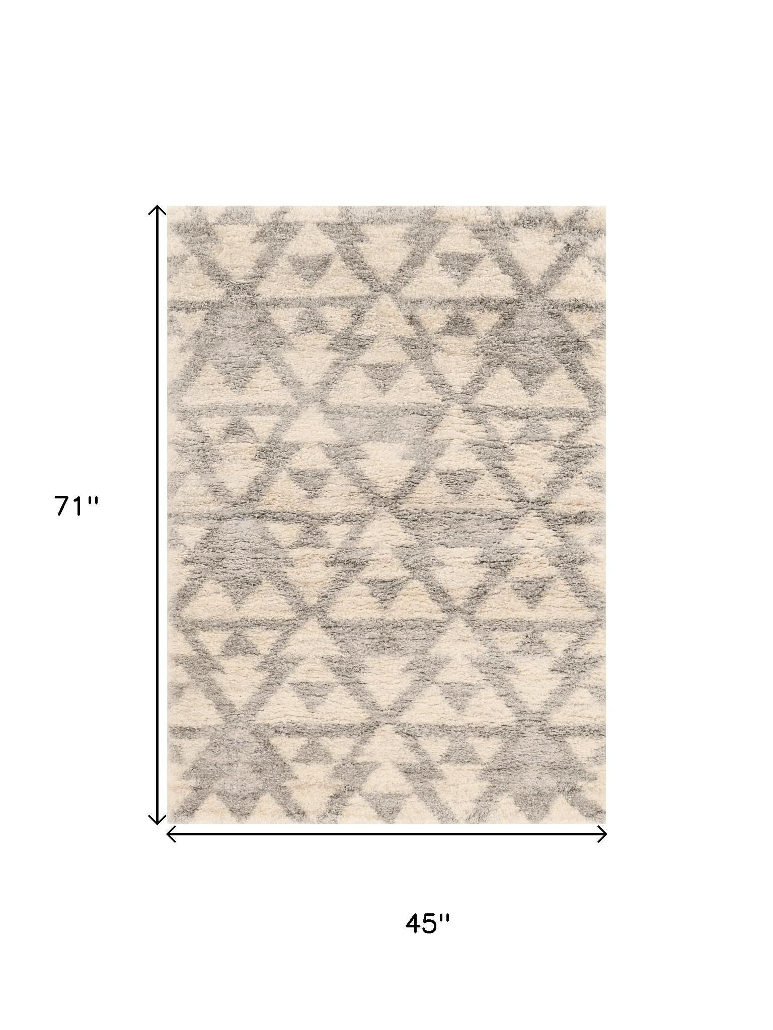 5' X 8' Ivory And Gray Geometric Area Rug-Area Rugs-DECOROLALA