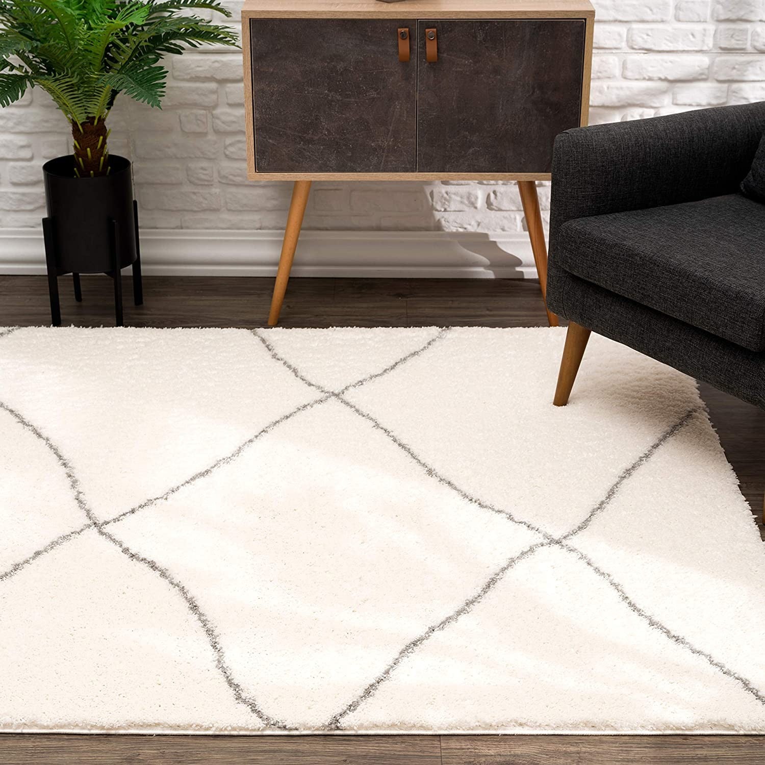 5' X 8' Ivory Modern Uneven Lattice Area Rug-Area Rugs-DECOROLALA
