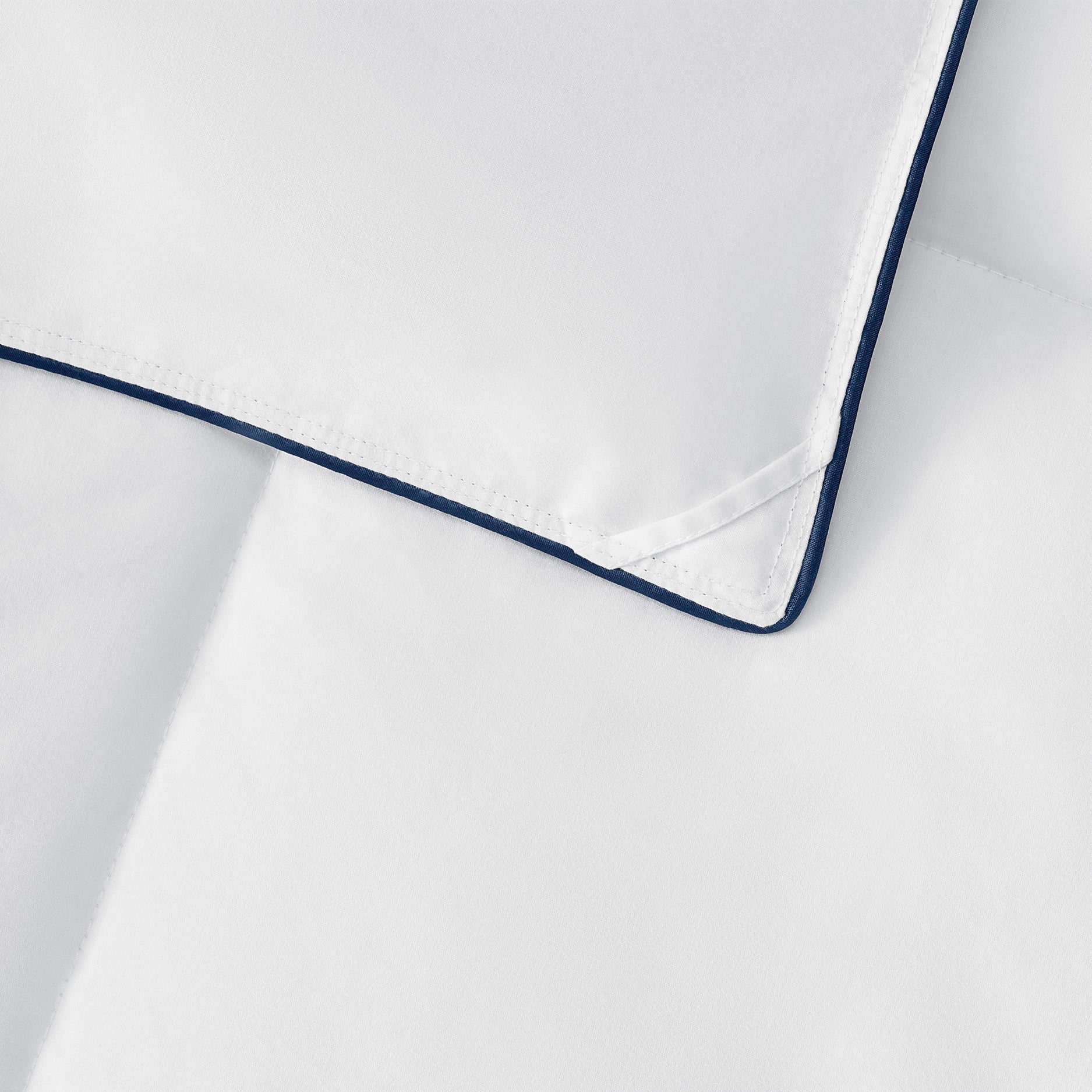 White Queen Washable Feather And Down Comforter-Down Comforters and Duvets-DECOROLALA