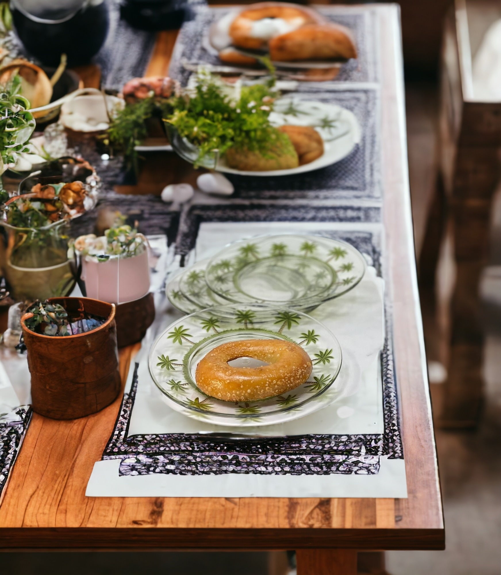 Clear and Green Four Piece Palm Tree Acrylic Service For Four Dinner Plate Set-Dinnerware-DECOROLALA