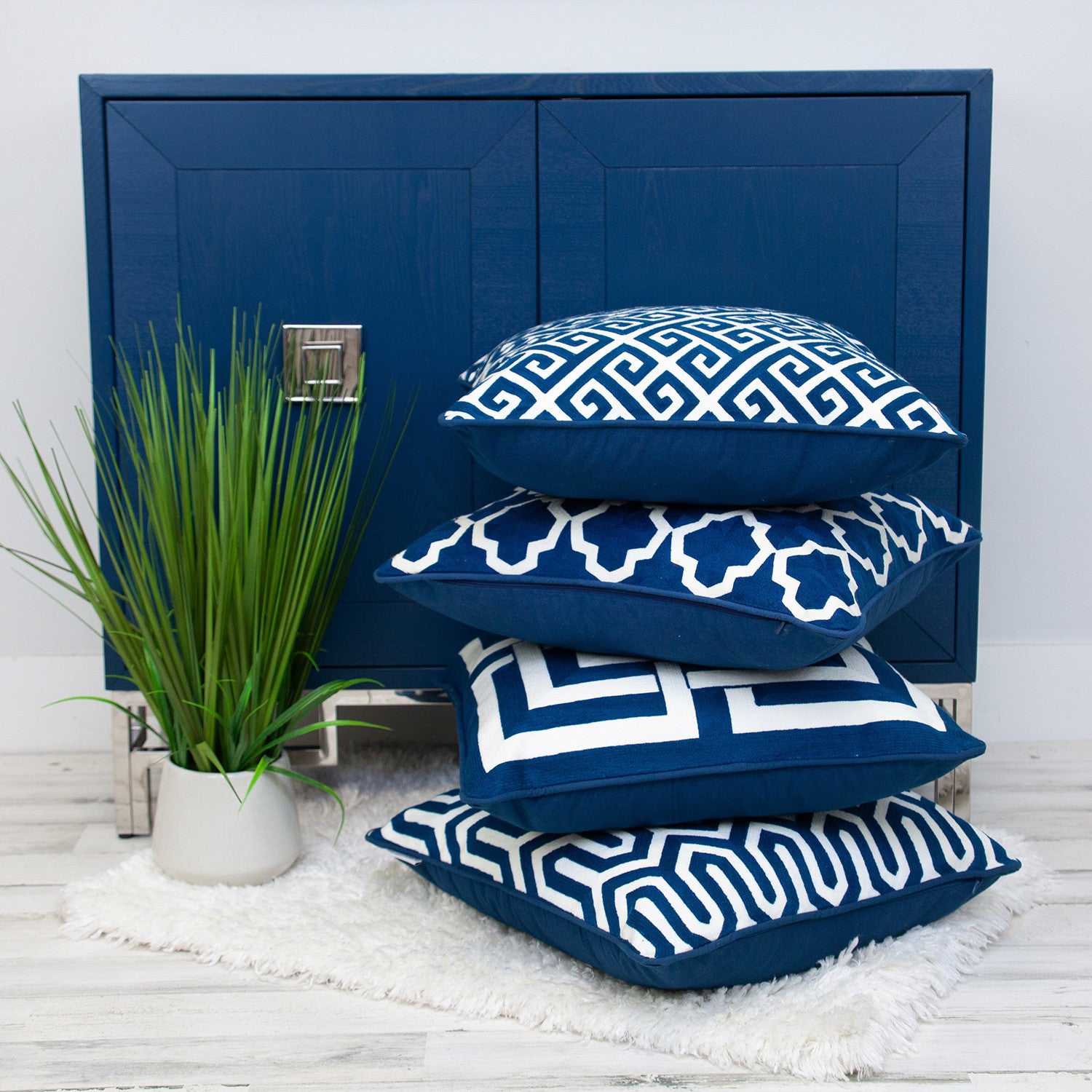 20" Blue and White Geometric Cotton Throw Pillow-Accent Throw Pillows-DECOROLALA