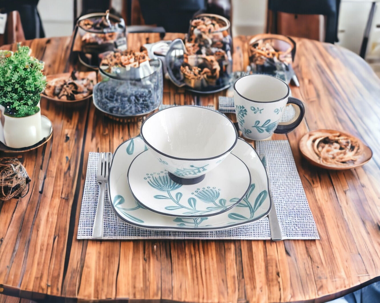 Blue and White Sixteen Piece Round Floral Ceramic Service For Four Dinnerware Set-1