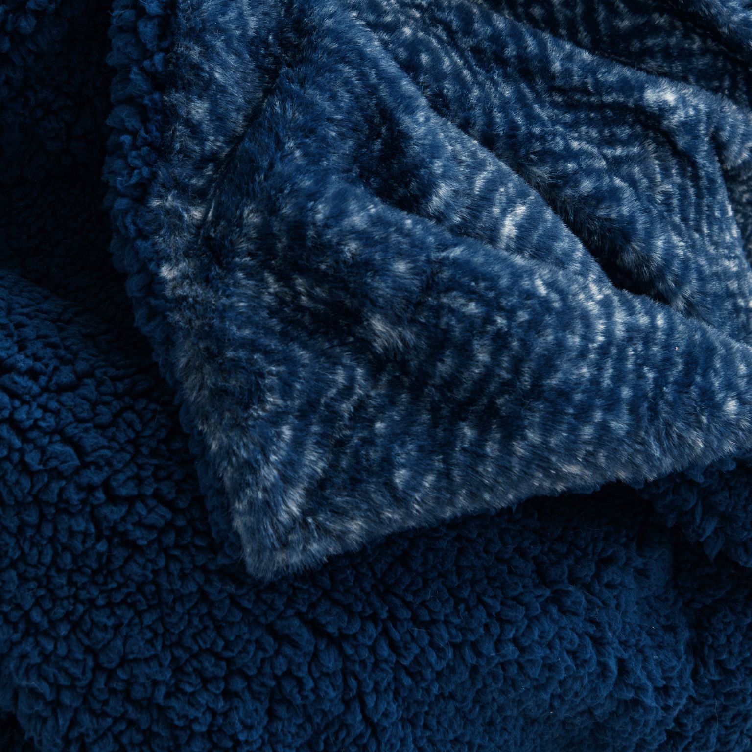 50" X 60" Oxford Blue Faux Fur Herringbone Plush Throw Blanket-Throws & Blankets-DECOROLALA