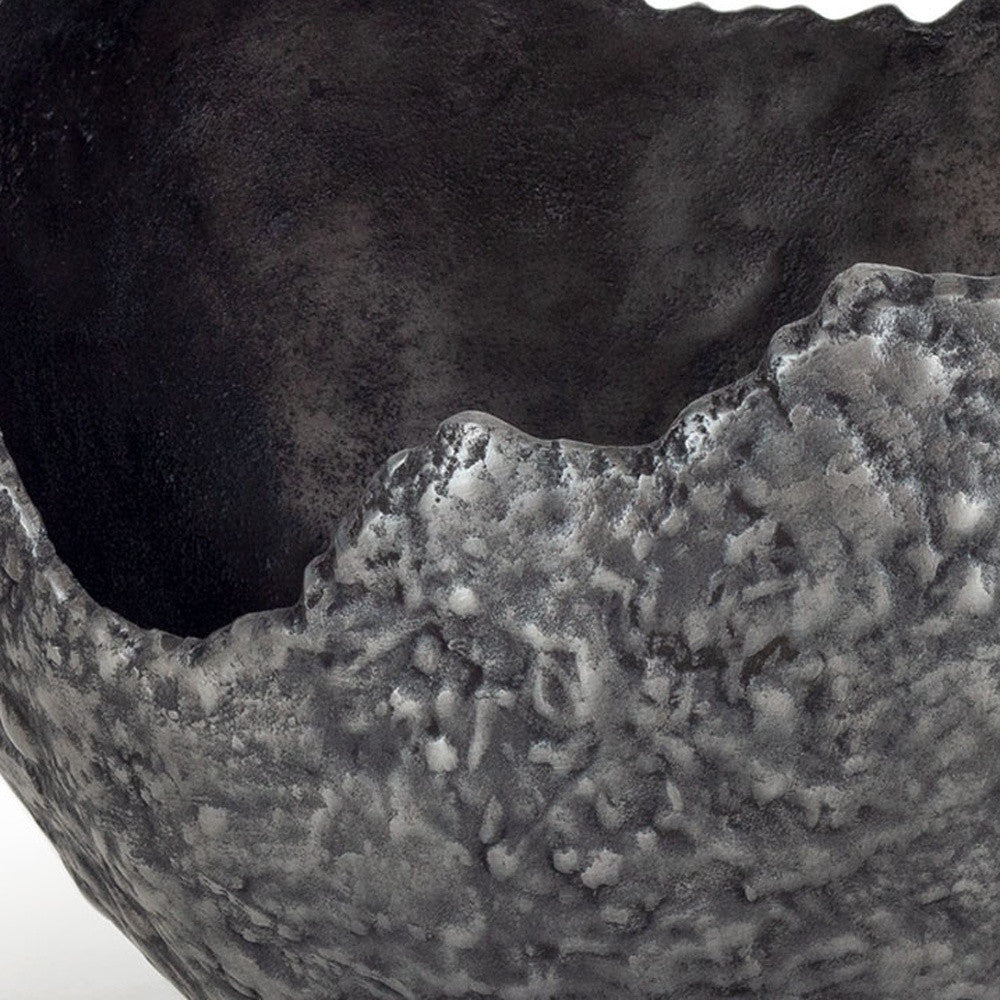 Set of Two Gray And Silver Aluminum Decorative Bowls-Sculptures-DECOROLALA