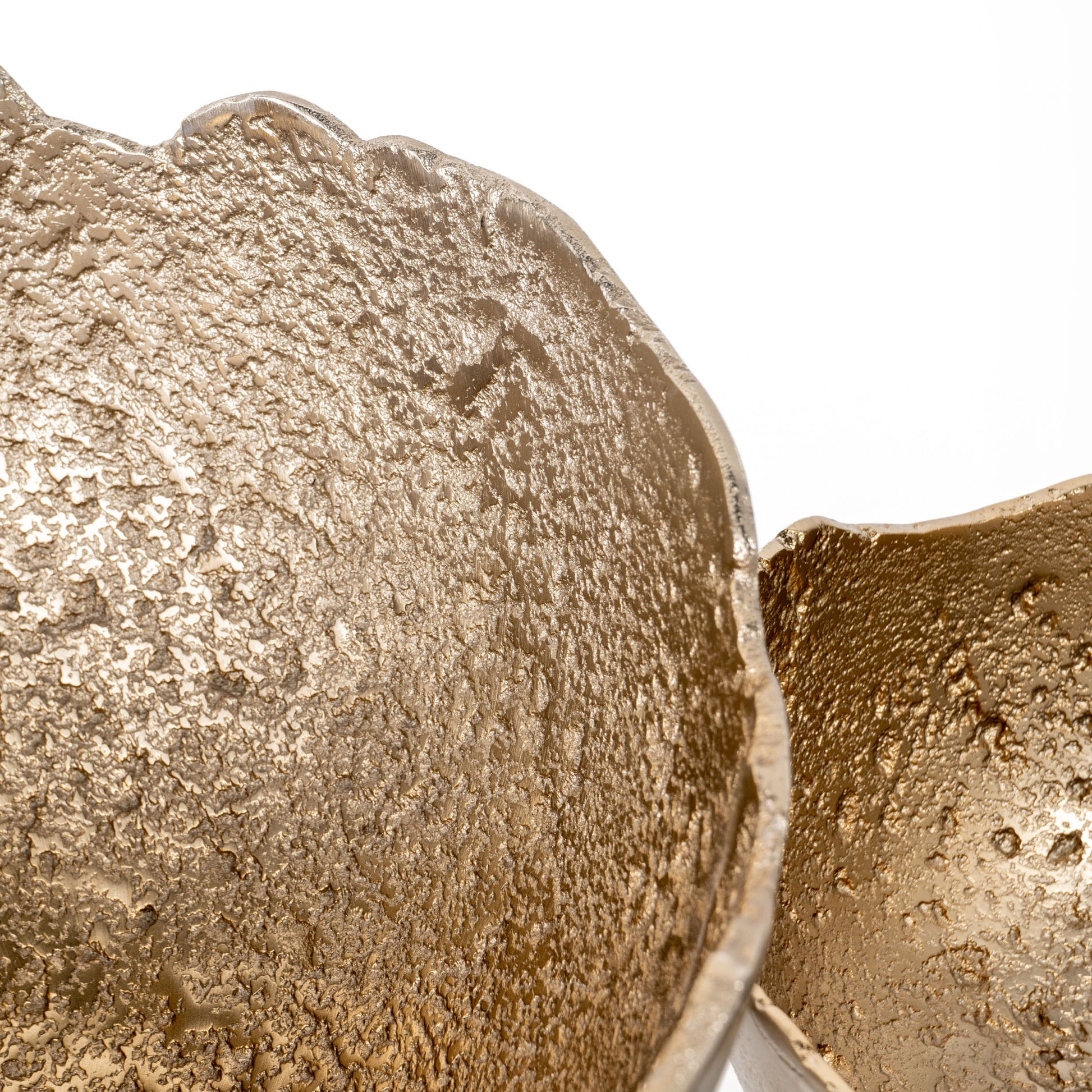 Set of Two Gold And Silver Aluminum Decorative Bowls-Sculptures-DECOROLALA