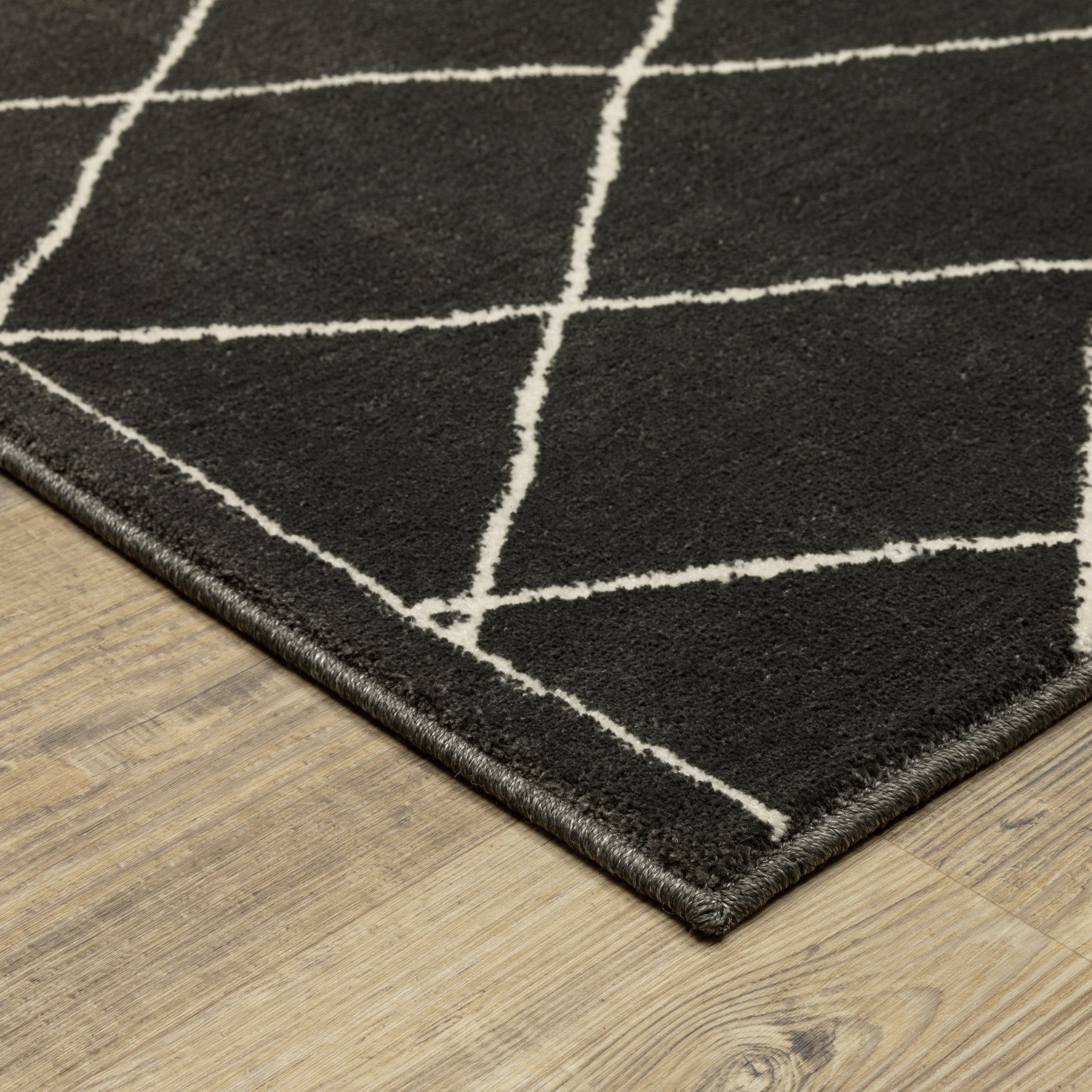 8' Charcoal And Ivory Trellis Runner Rug-8