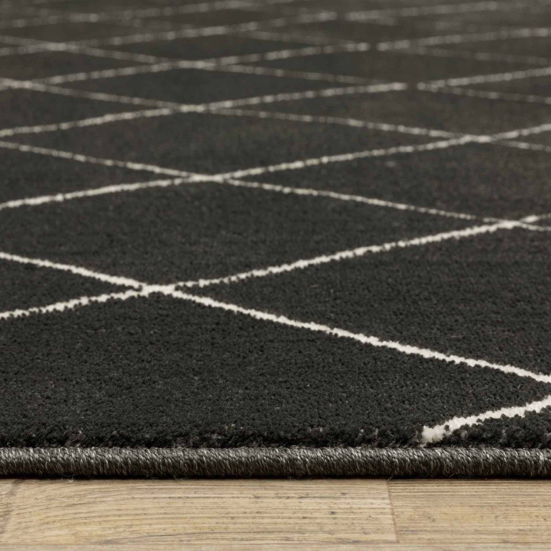 8' Charcoal And Ivory Trellis Runner Rug-4