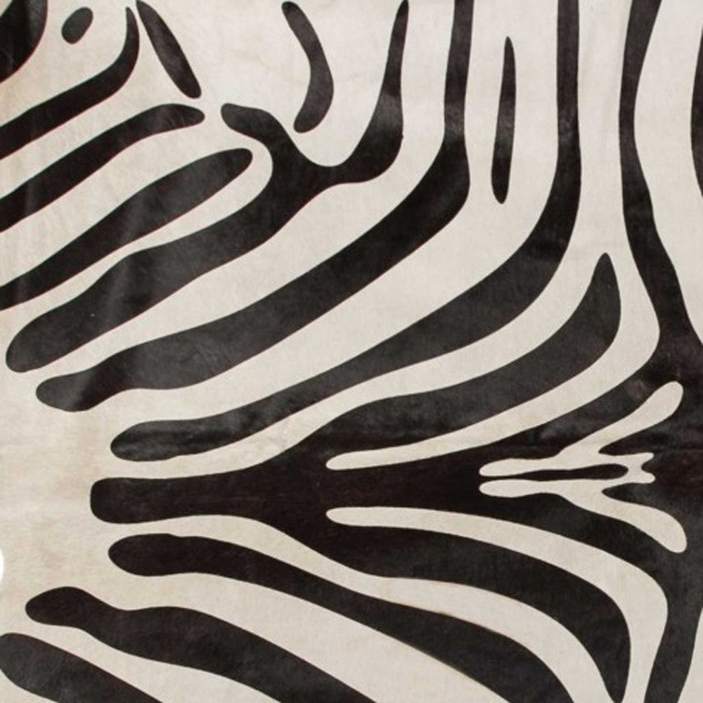 6' X 7' Black Cowhide Area Rug-Area Rugs-DECOROLALA