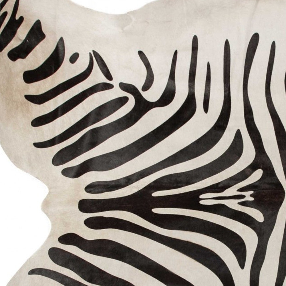 6' X 7' Black Cowhide Area Rug-Area Rugs-DECOROLALA