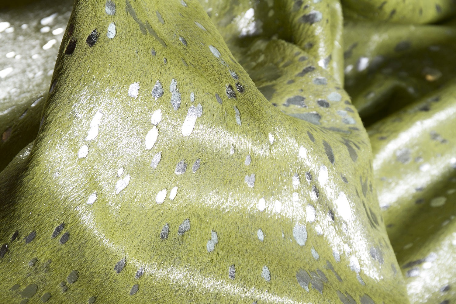 6' X 7' Natural Cowhide Cowhide Print Area Rug-Area Rugs-DECOROLALA