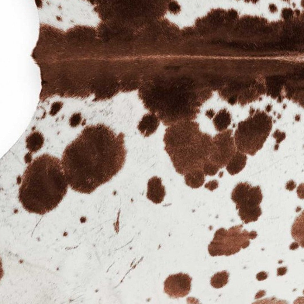 6' X 7' White Cowhide Cowhide Print Area Rug-Area Rugs-DECOROLALA