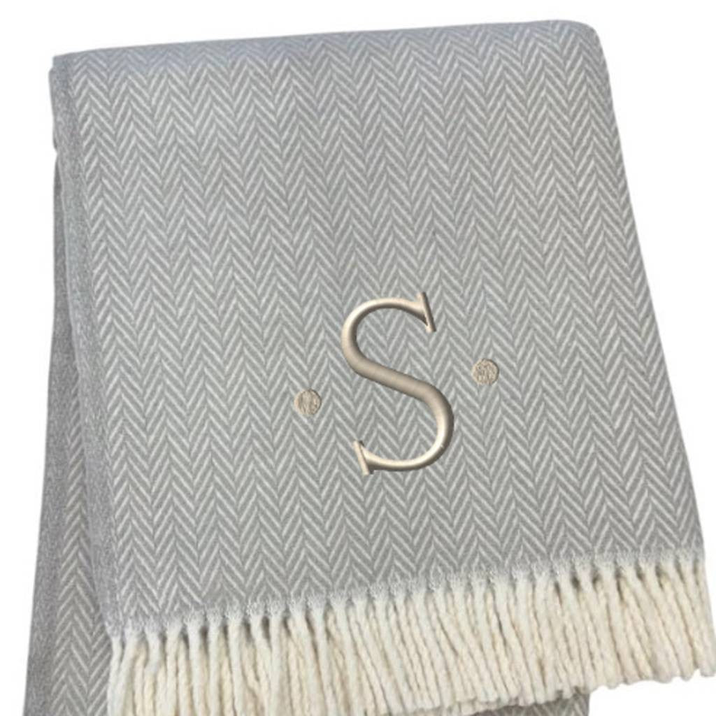 55" X 70" Gray And White Herringbone Cotton Blend S Initial Throw Blanket with Tassels And Embroidery-4