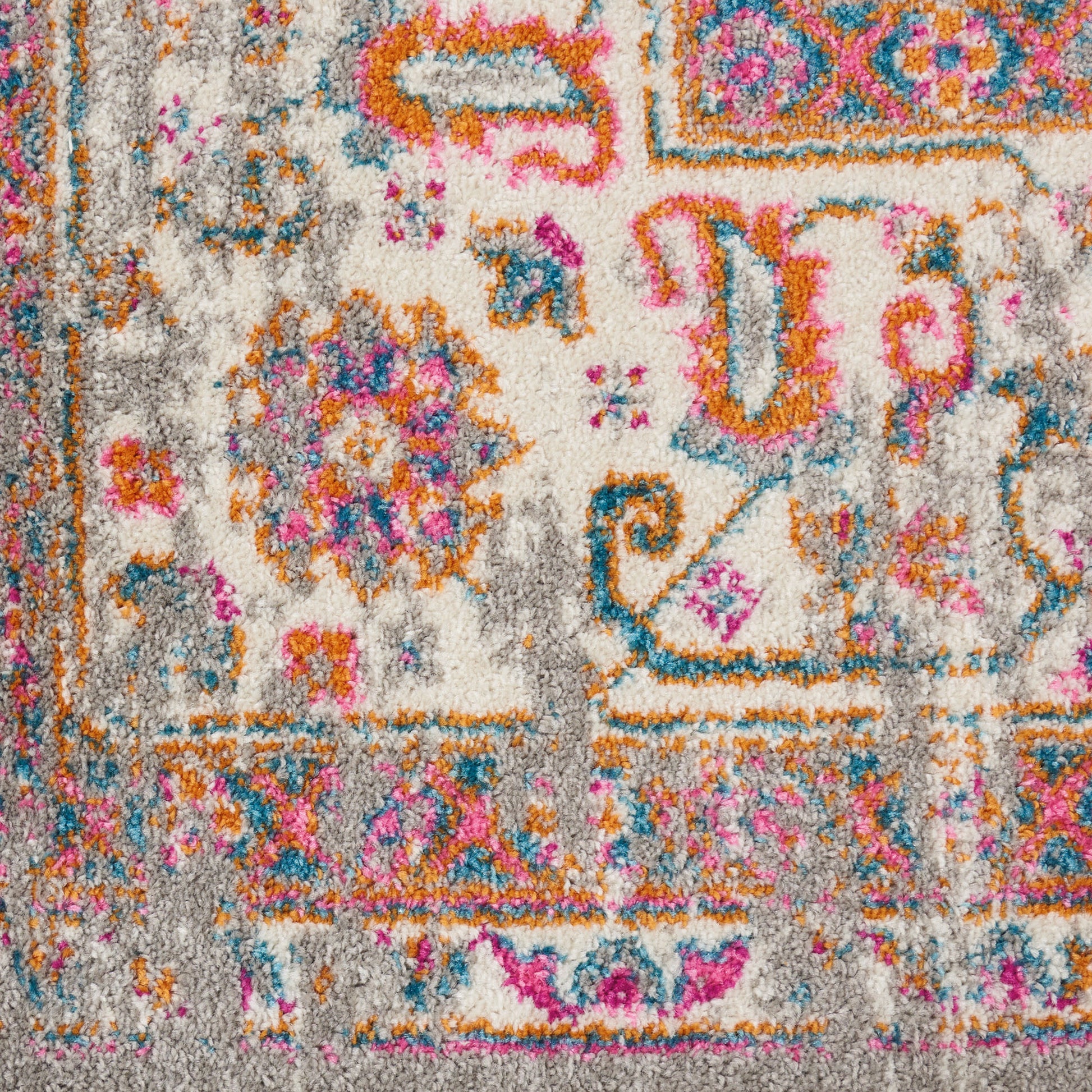 7' X 10' Gray And Gold Medallion Distressed Area Rug-Area Rugs-DECOROLALA