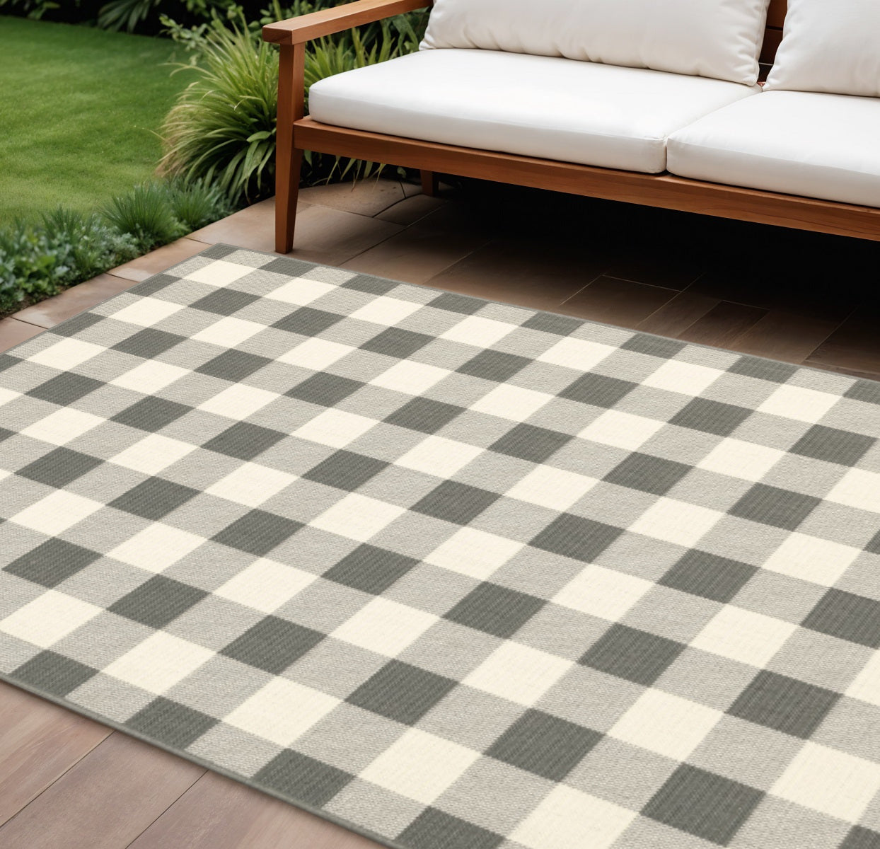 7' X 10' Gray And Ivory Indoor Outdoor Area Rug-Outdoor Rugs-DECOROLALA