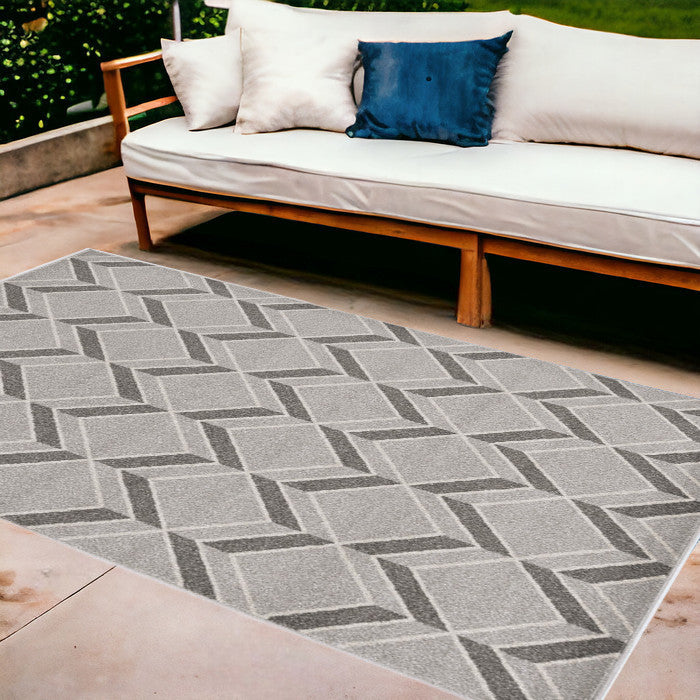7' X 10' Gray Geometric Indoor Outdoor Area Rug-Outdoor Rugs-DECOROLALA