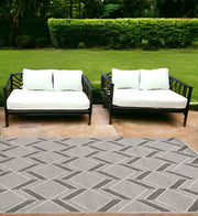 7' X 10' Gray Geometric Indoor Outdoor Area Rug-Outdoor Rugs-DECOROLALA