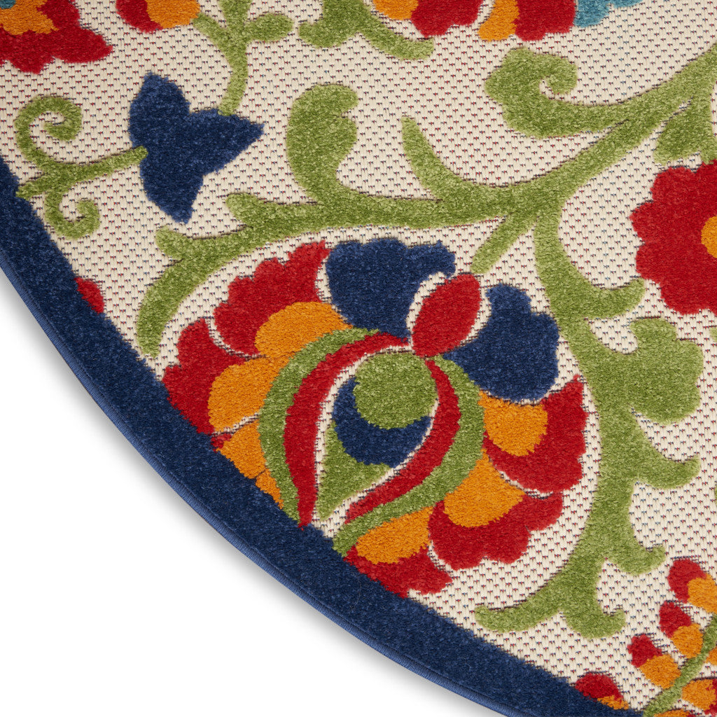 7' X 10' Green And Ivory Indoor Outdoor Area Rug-Outdoor Rugs-DECOROLALA