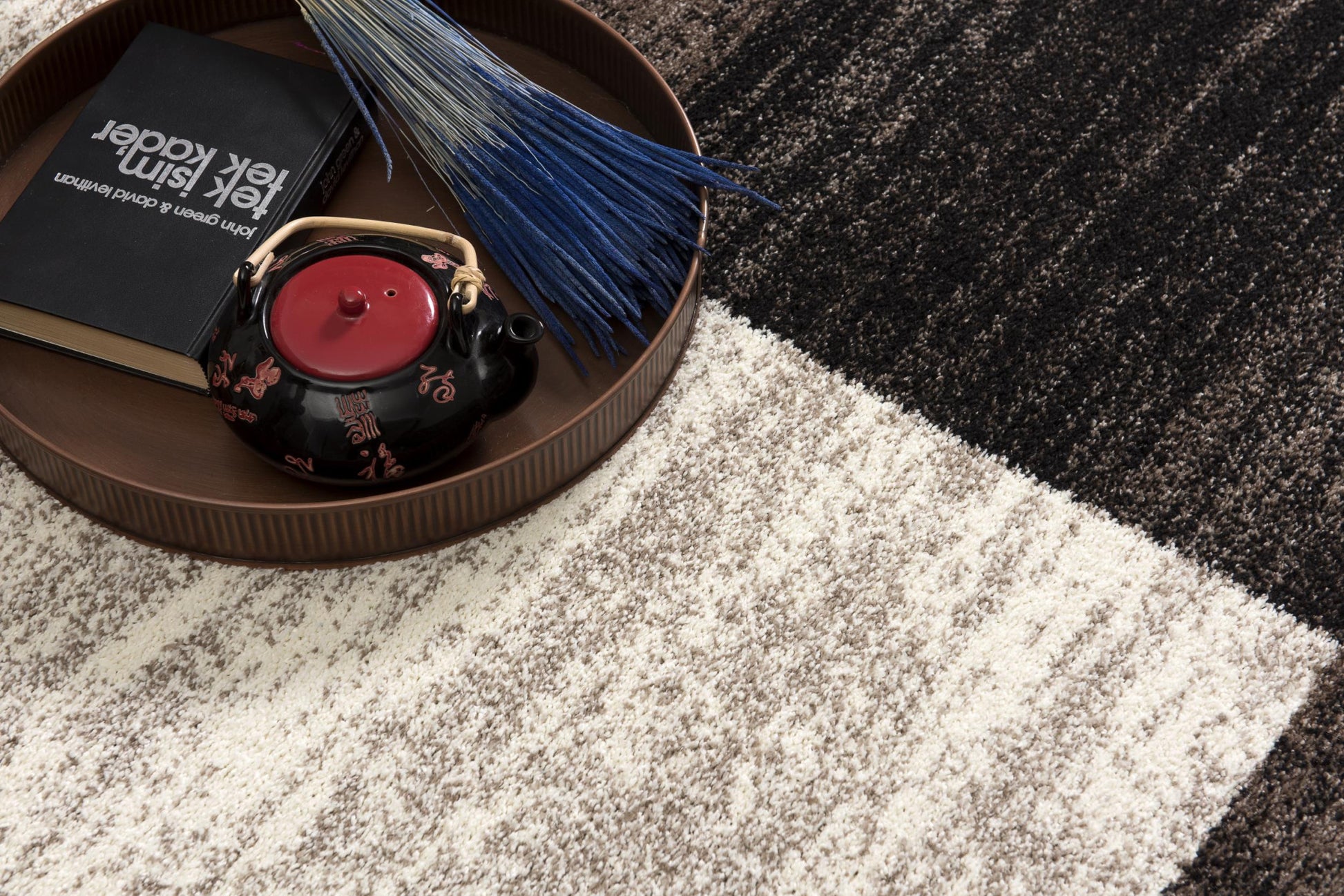 7' X 9' Brown And Beige Abstract Blocks Area Rug-Area Rugs-DECOROLALA