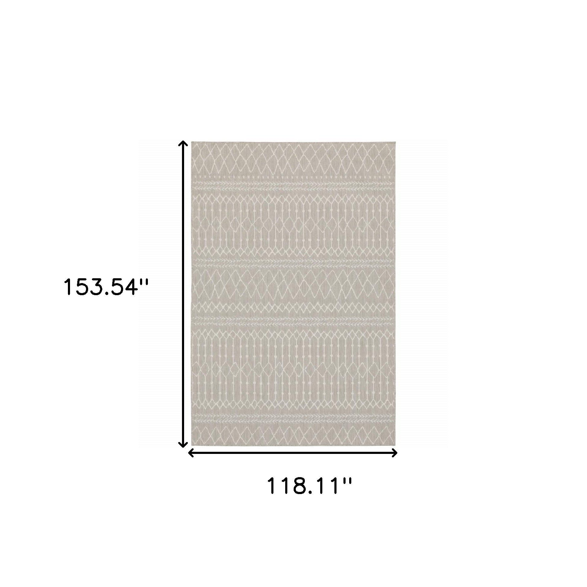 7' X 9' Gray And Ivory Geometric Indoor Outdoor Area Rug-Outdoor Rugs-DECOROLALA