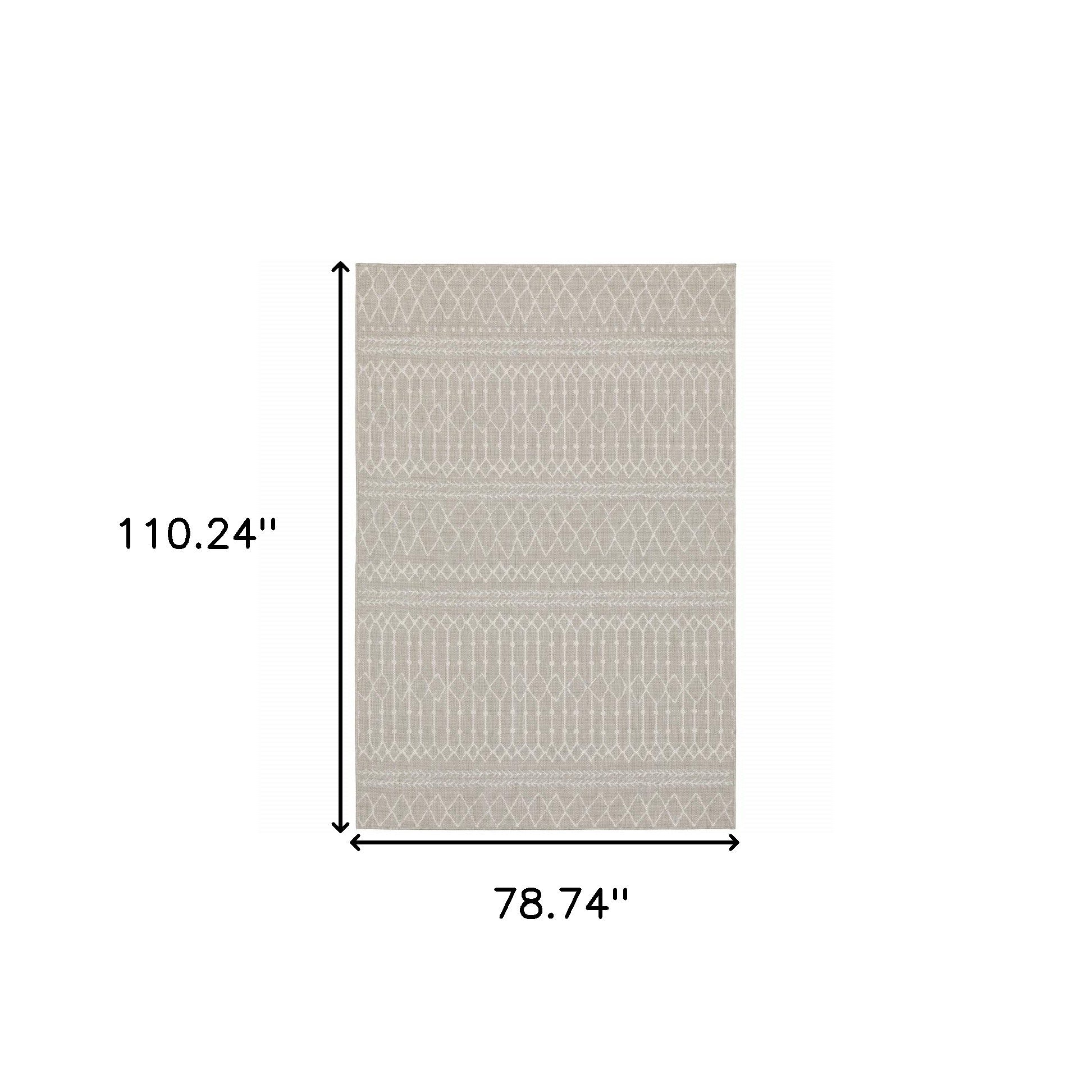 7' X 9' Gray And Ivory Geometric Indoor Outdoor Area Rug-Outdoor Rugs-DECOROLALA