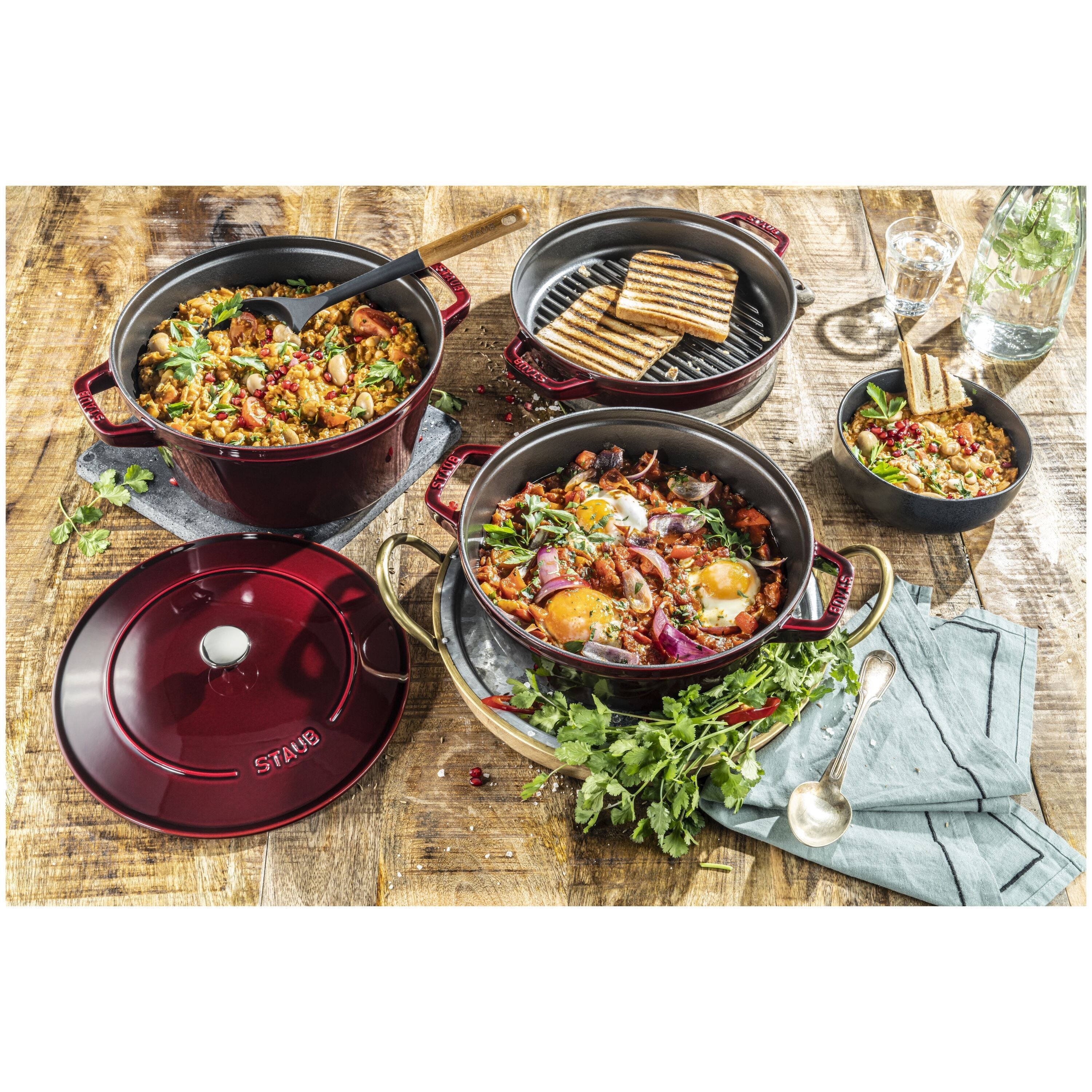 STAUB Stackable Set Stackable Set Large 4 Piece Cast Iron, Grenadine-Red-n/a-DECOROLALA