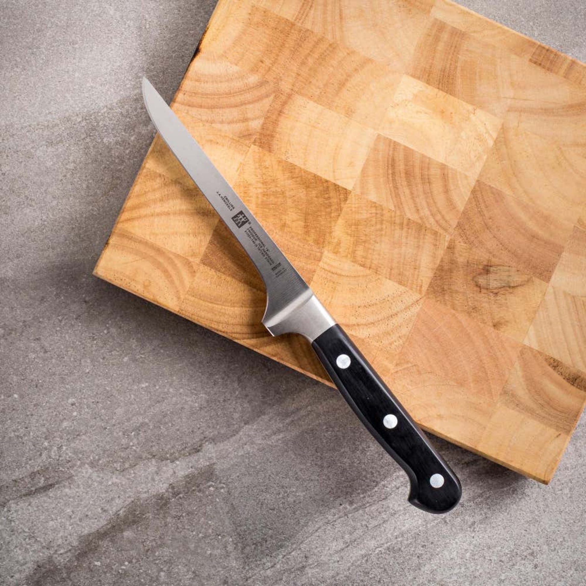 ZWILLING Professional S 5.5 inch Boning Knife-n/a-DECOROLALA