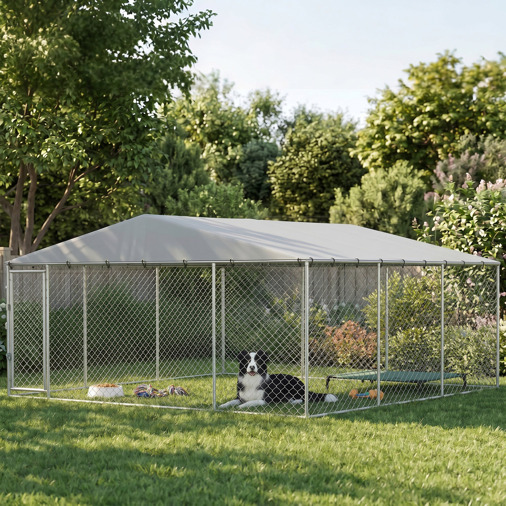13.1' x 13.1' x 6.6' Outdoor Dog Kennel Heavy Duty Galvanized Steel Chain Link with UV-resistant Roof, Silver
