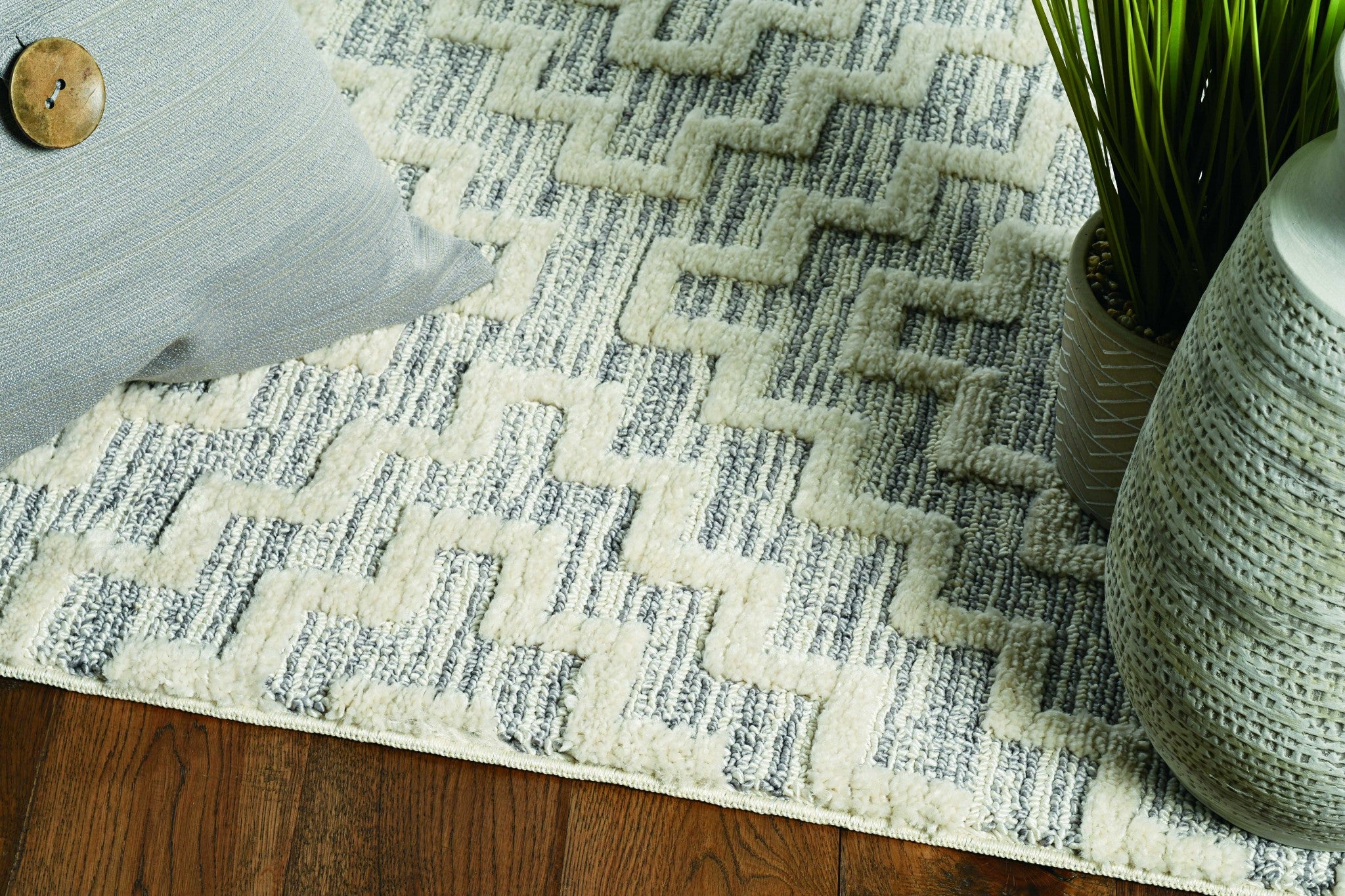 8' Ivory And Gray Geometric Runner Rug With Fringe-Area Rugs-DECOROLALA