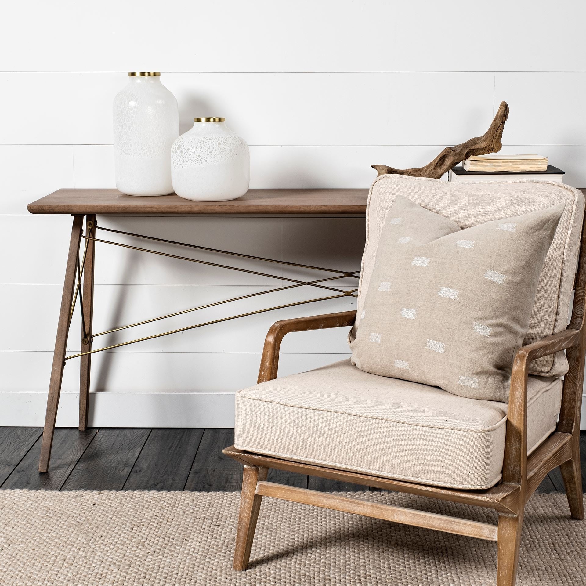 8" White Abstract Cylinder Crystal Glass Table Vase-Vases-DECOROLALA