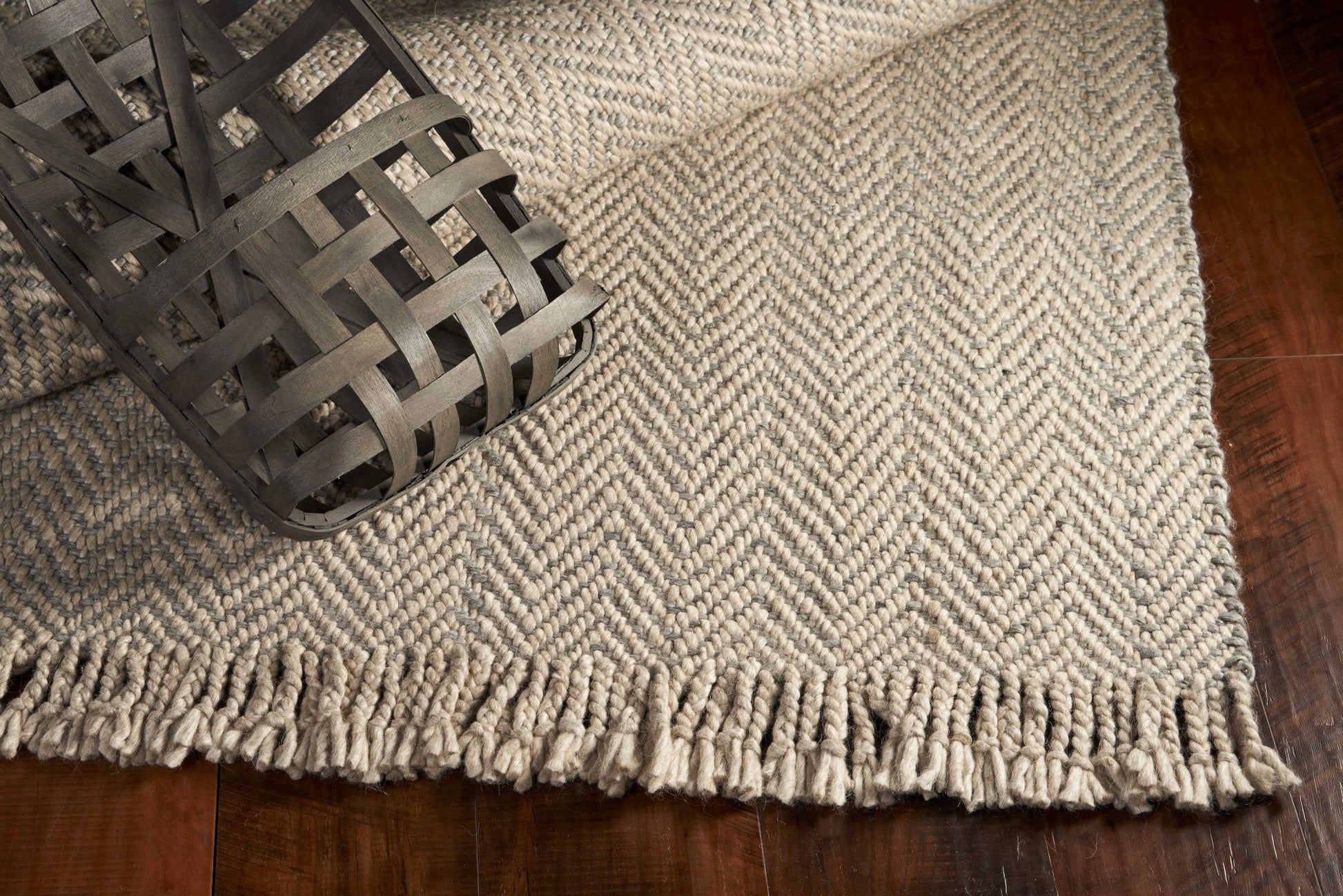 8' X 10' Beige And Gray Wool Chevron Hand Woven Area Rug With Fringe-Area Rugs-DECOROLALA