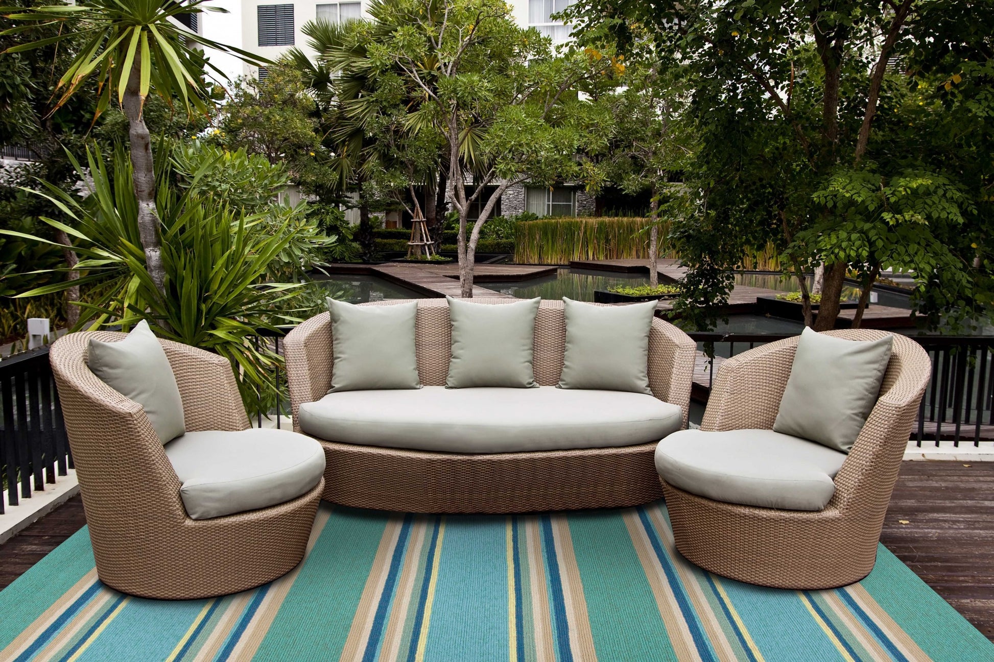 8' X 10' Blue Striped Handmade Indoor Outdoor Area Rug-Outdoor Rugs-DECOROLALA