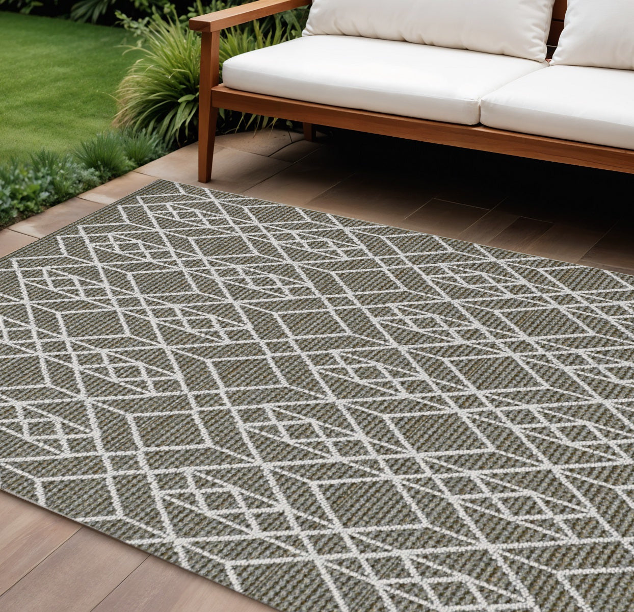 8' X 10' Gray Geometric Indoor Outdoor Area Rug-Outdoor Rugs-DECOROLALA