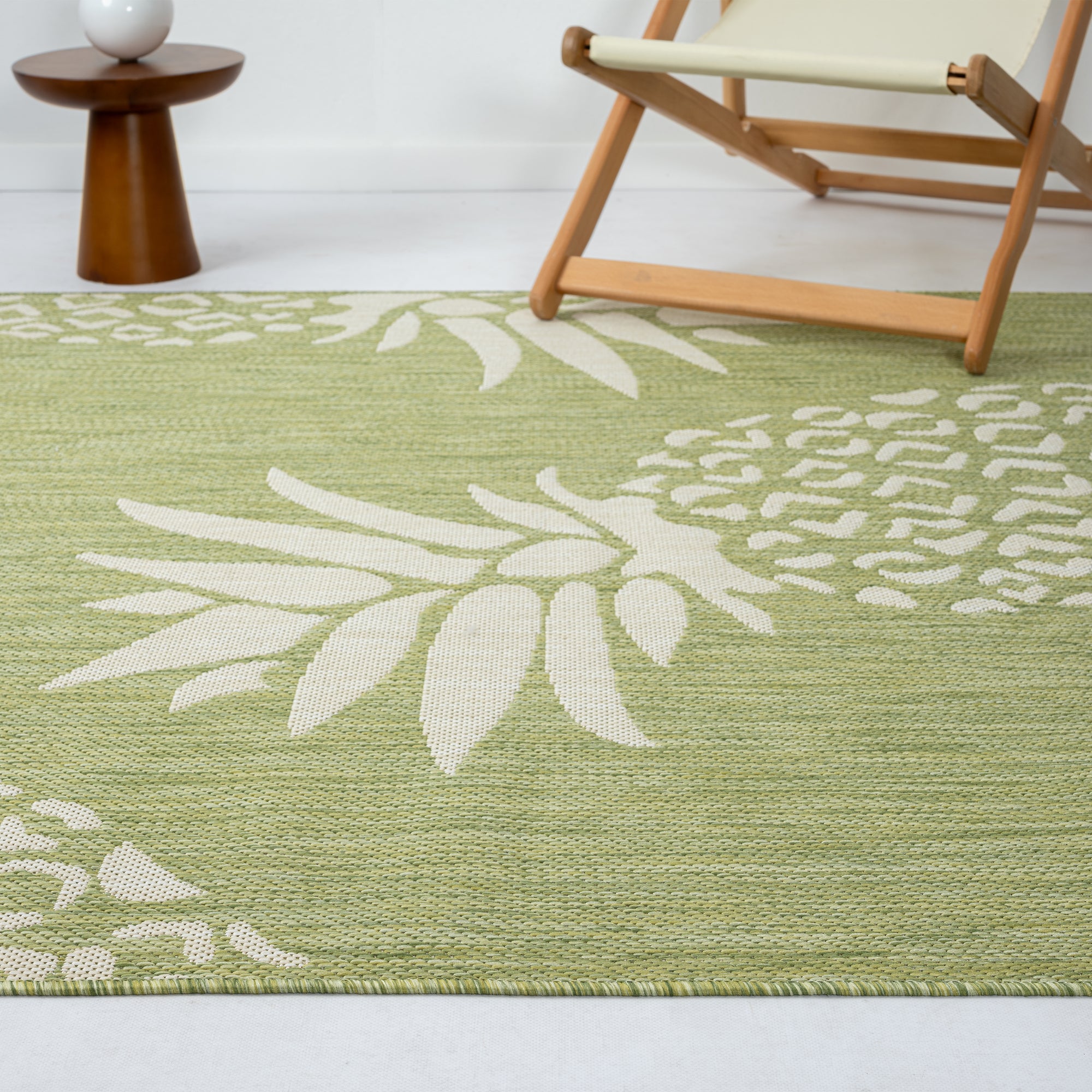 8' X 10' Green Indoor Outdoor Area Rug-Outdoor Rugs-DECOROLALA