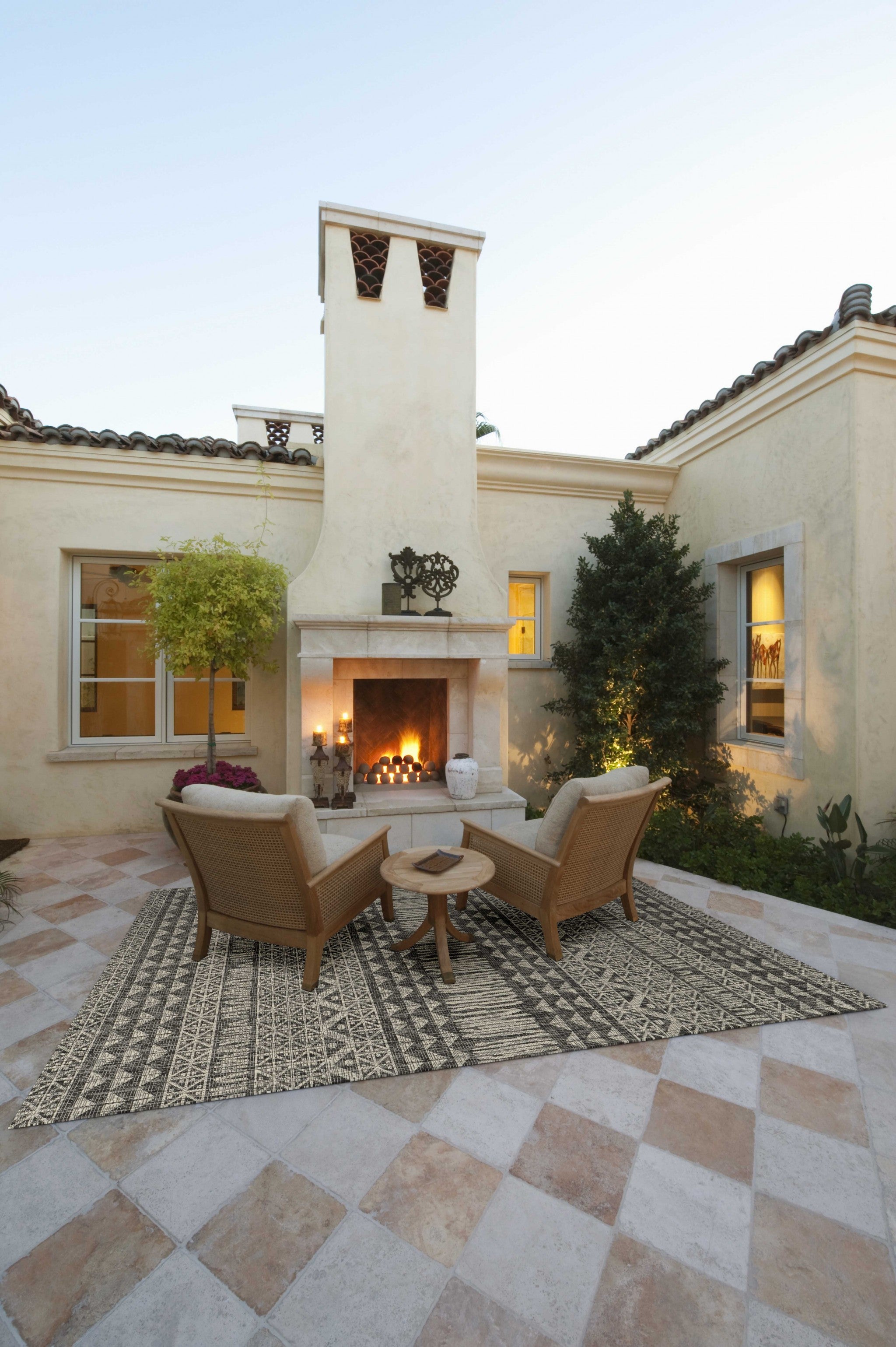 8' X 11' Charcoal Southwestern Indoor Outdoor Area Rug-Outdoor Rugs-DECOROLALA