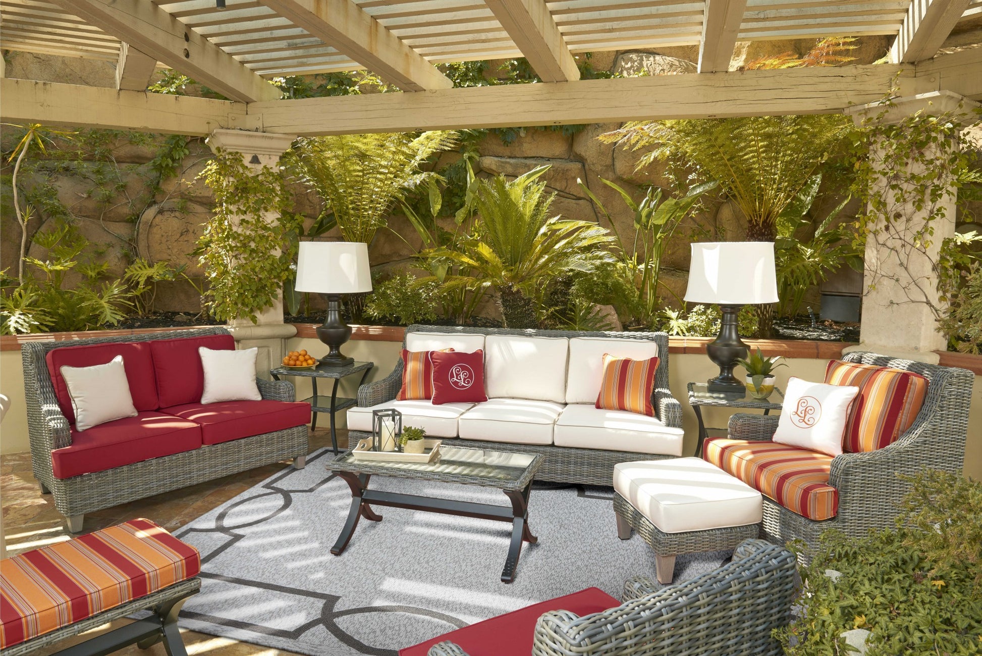 8' X 11' Ivory Indoor Outdoor Area Rug-Outdoor Rugs-DECOROLALA