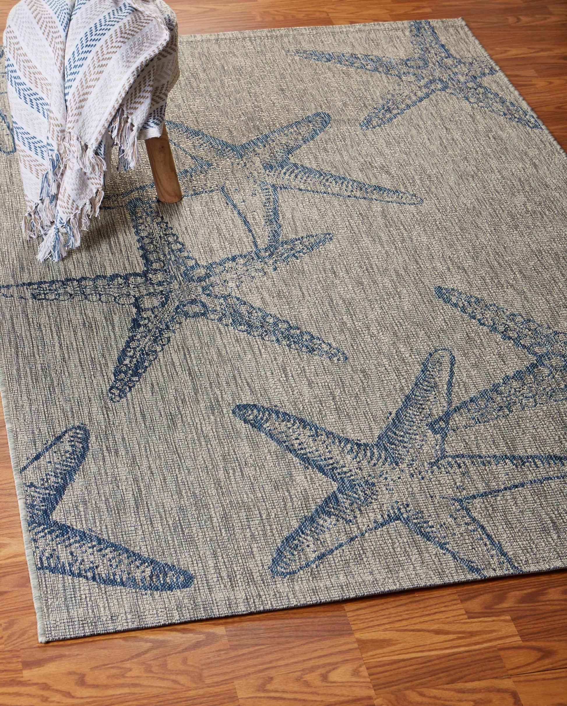 8' X 9' Blue And Gray Starfish Indoor Outdoor Area Rug-Outdoor Rugs-DECOROLALA