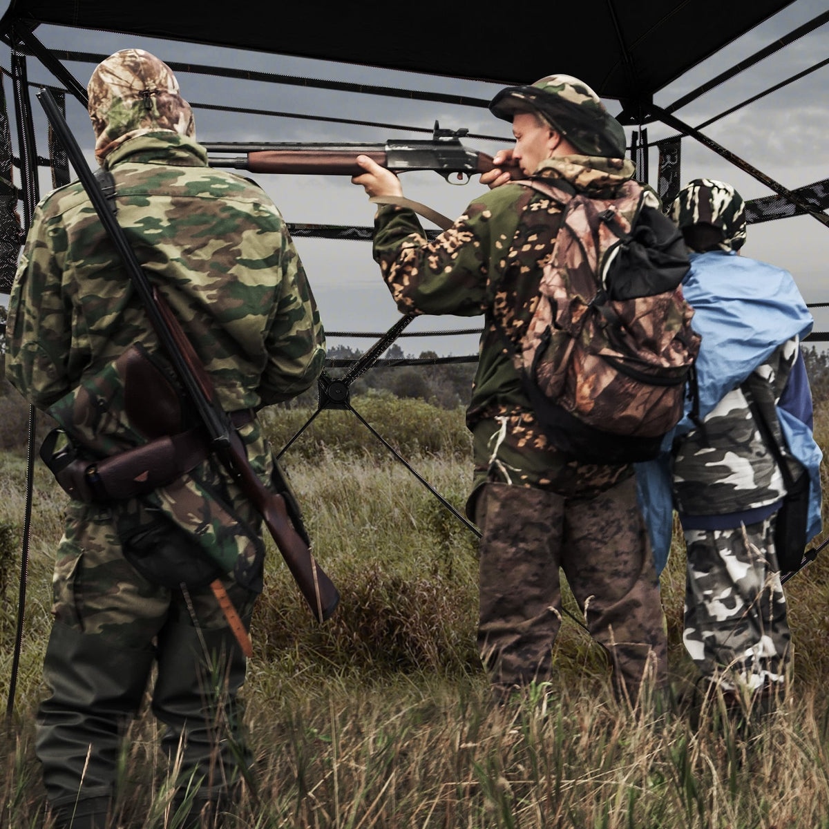 82 Inch Tall Hunting Blind 270° One Way See Through Ground Tent for 3-4 People-Tents-DECOROLALA