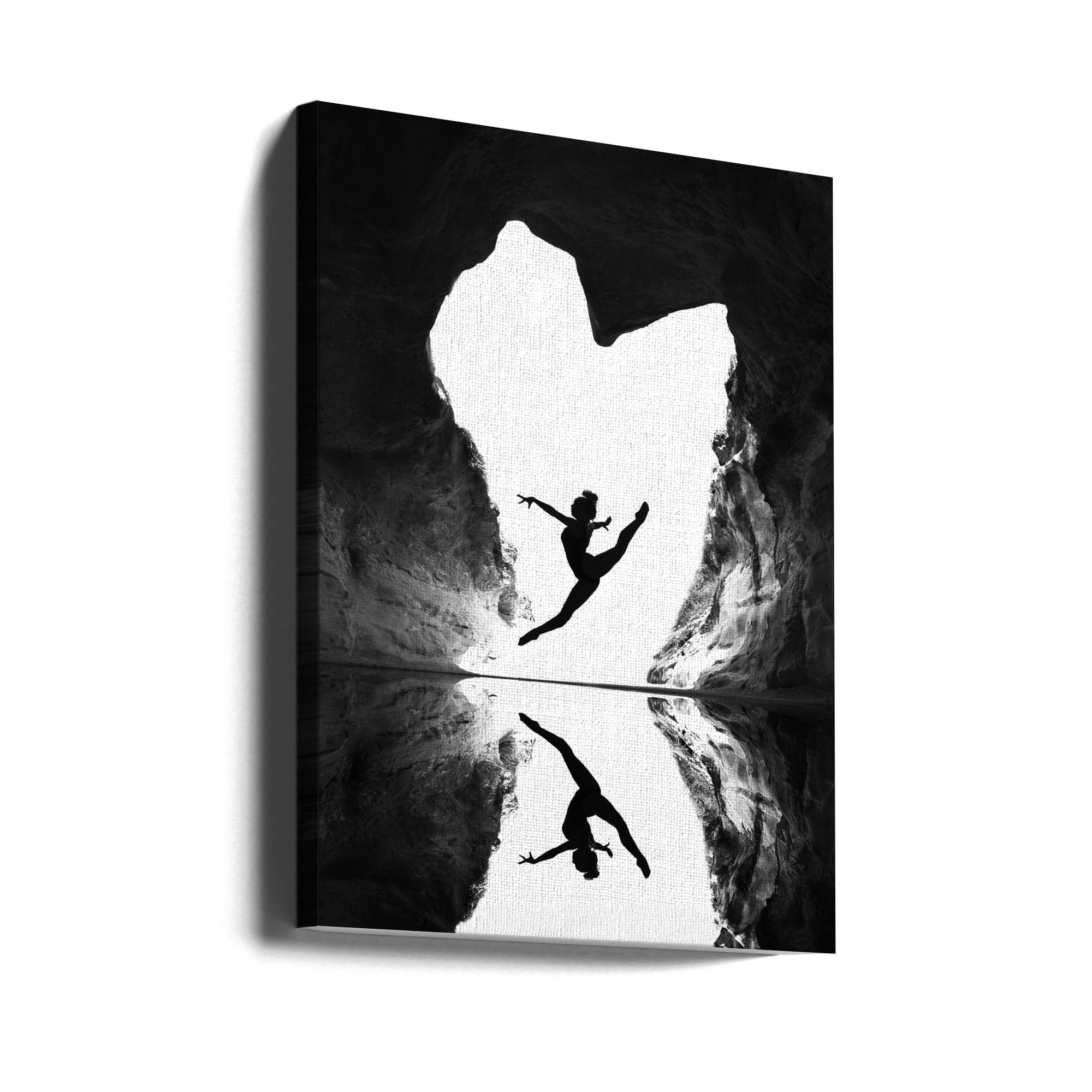 A Beating Heart Canvas Print by Eyal Amer-canvas-DECOROLALA