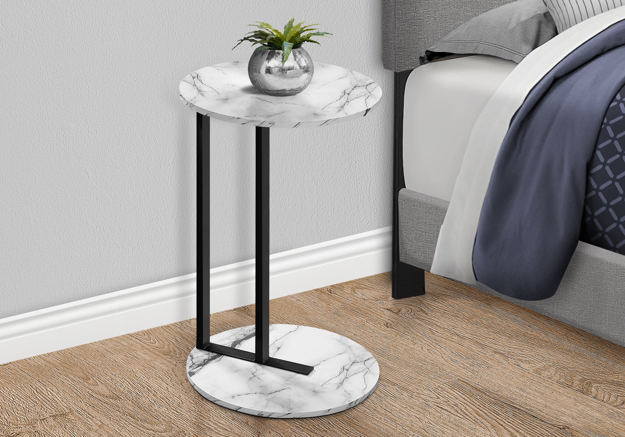 ACCENT TABLE - 24"H / WHITE MARBLE-LOOK / BLACK METAL-Accent Table-DECOROLALA
