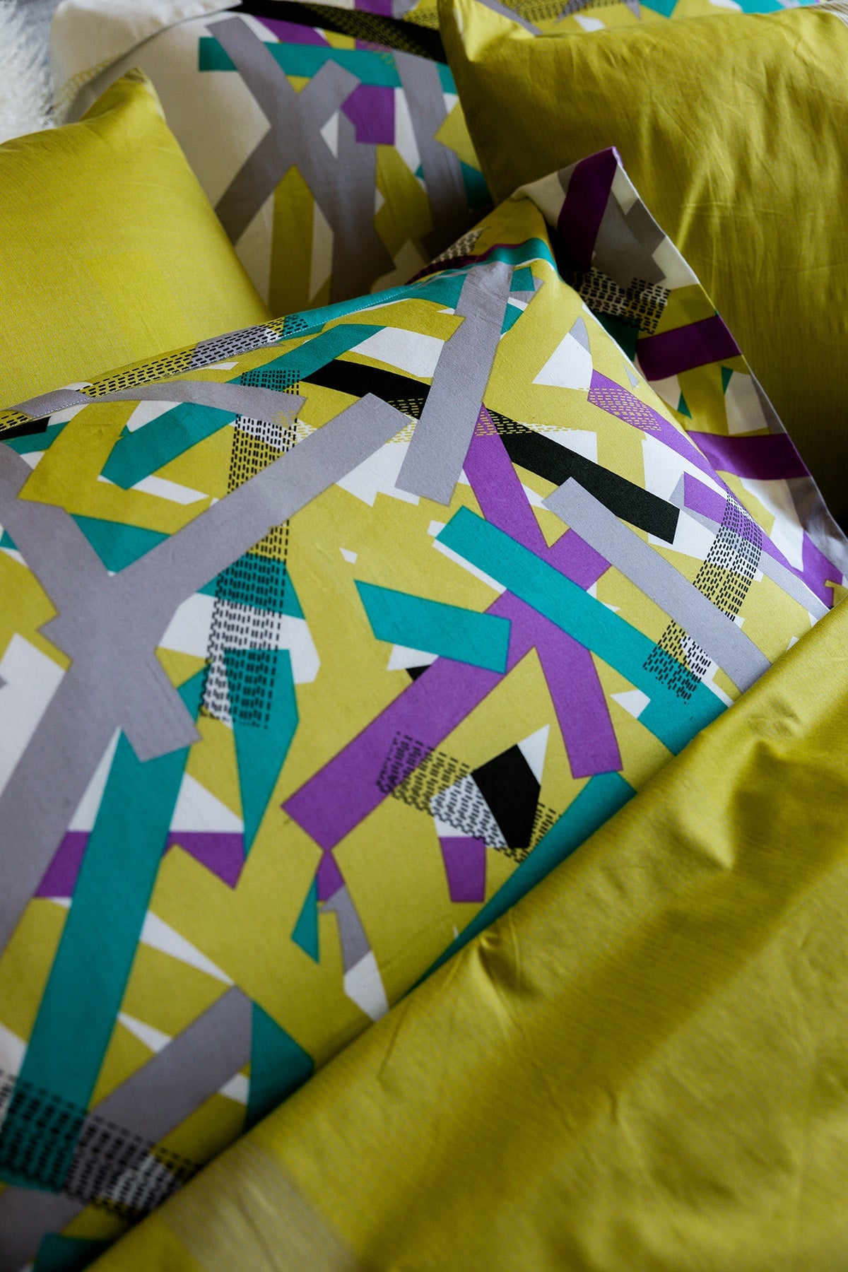 Acapulco Duvet Cover Set-Bedding-DECOROLALA