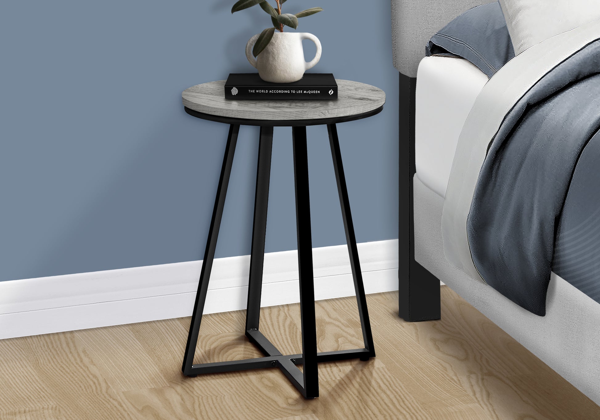 Accent Table 22"H Round Black Side Table-Accent Table-DECOROLALA
