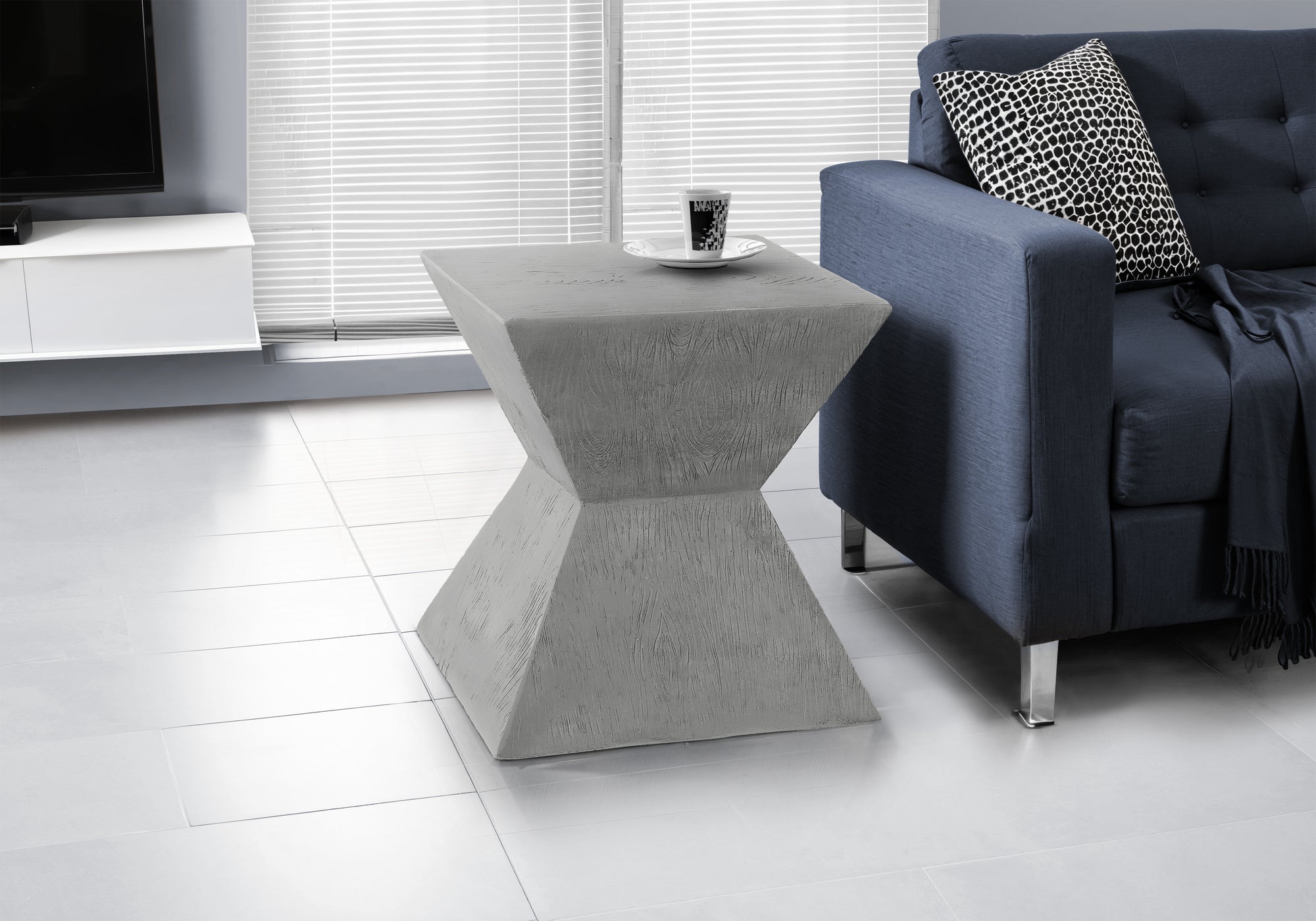 Accent Table 25"H Grey Indoor/Outdoor Magnesium Oxide-Accent Table-DECOROLALA
