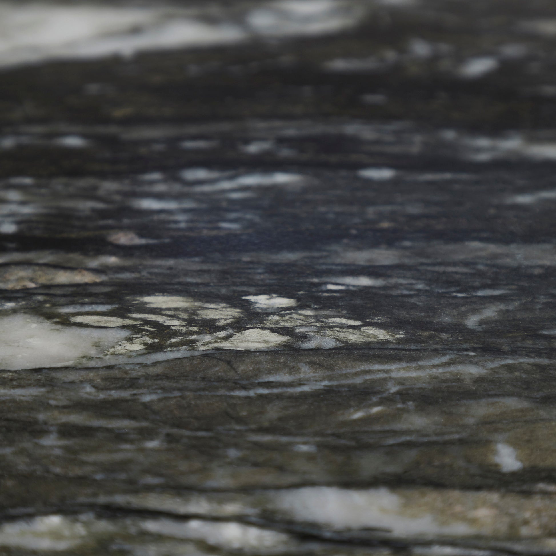 Adeline Indoor Iron Side Table, Black-End Table-DECOROLALA