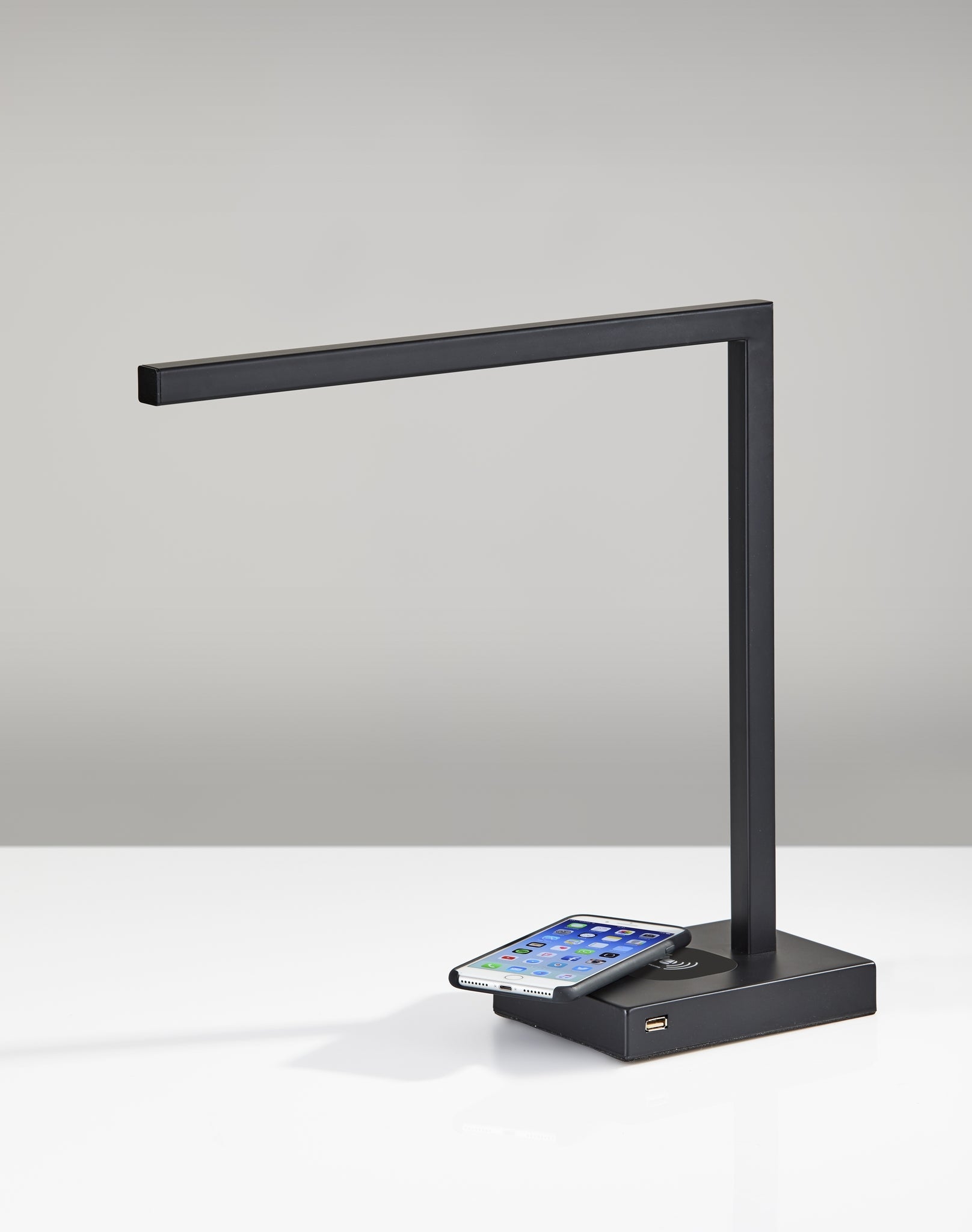 Aidan AdessoCharge LED Desk Lamp-Lighting-DECOROLALA