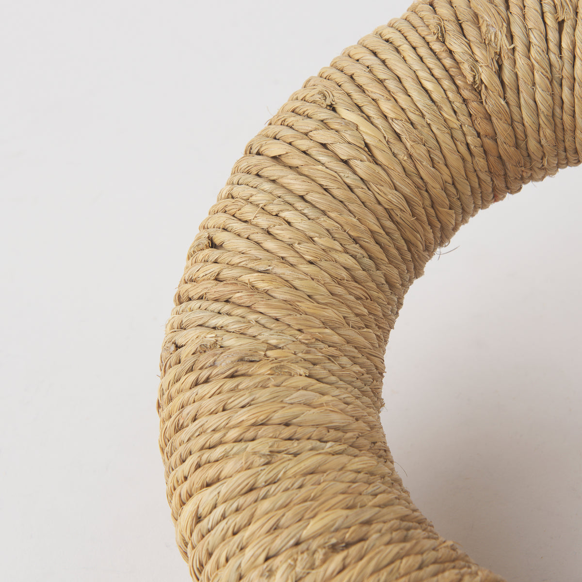 Alize Solid Wood Circular Chain Link Decorative Object-Objects-DECOROLALA