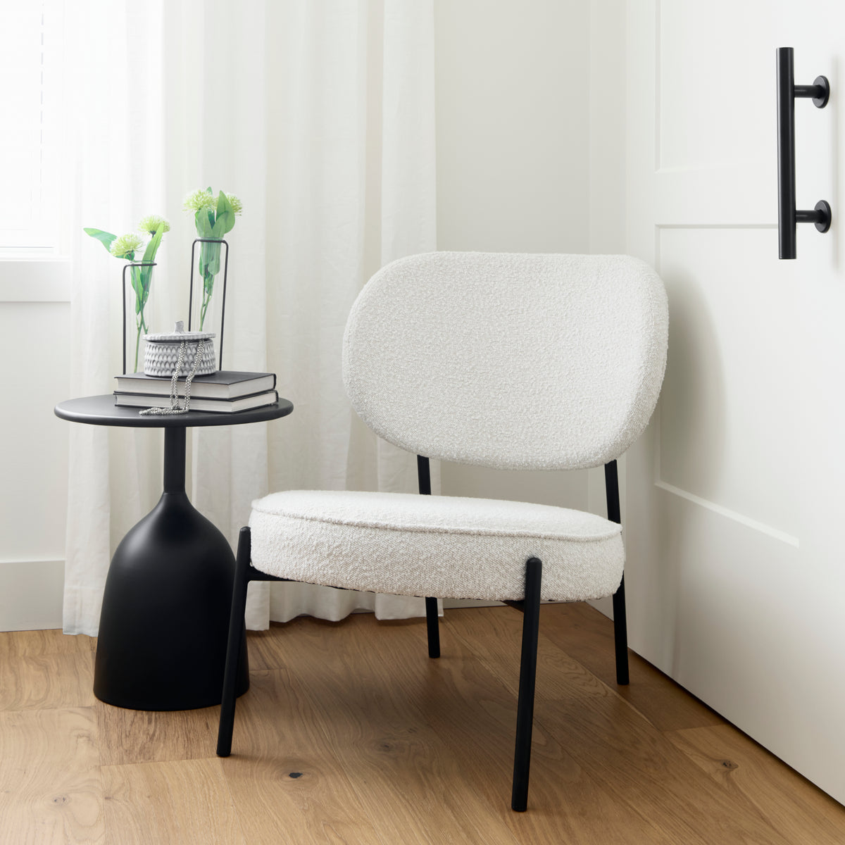 Amelia Accent Chair - Cream Boucle Black Metal 21.3"-Accent Chairs-DECOROLALA