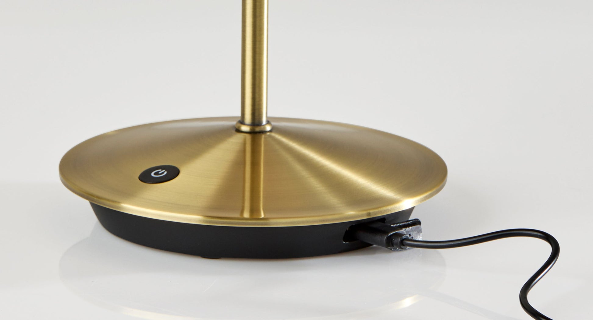 Andy LED Cordles Table Lamp-Lighting-DECOROLALA