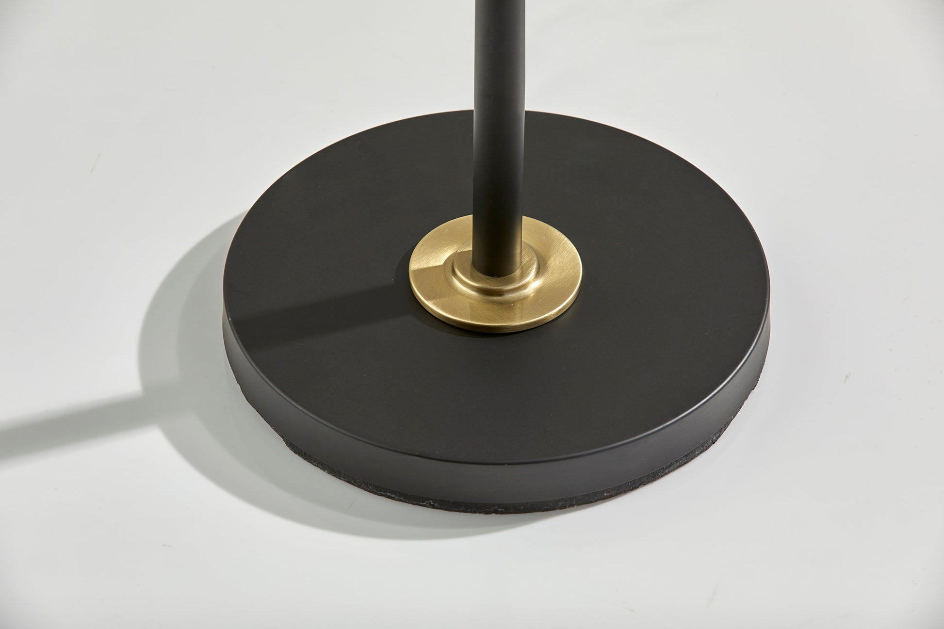 Arlo Tree Lamp-Lighting-DECOROLALA