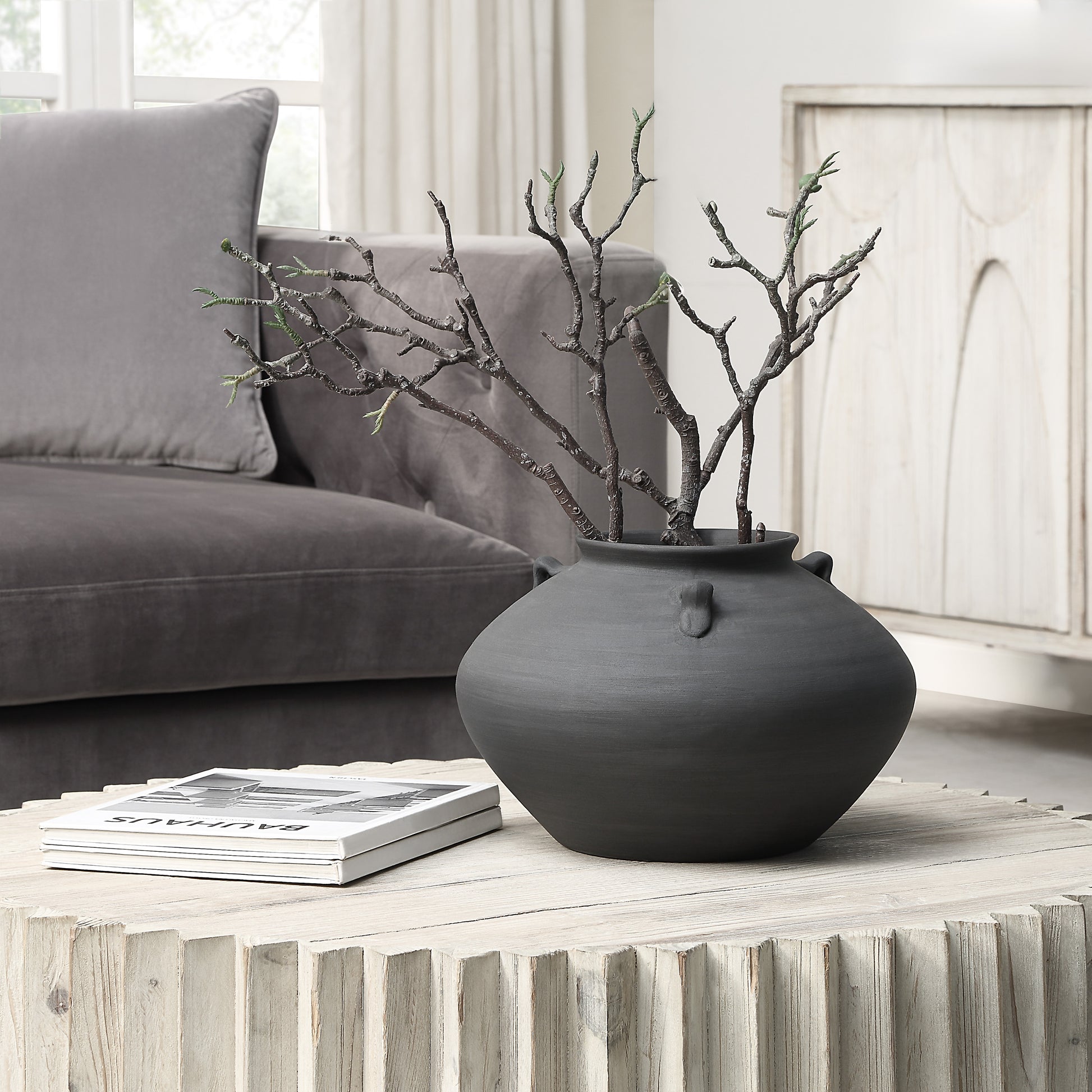 Asher Indoor Vase, Black-Vase-DECOROLALA